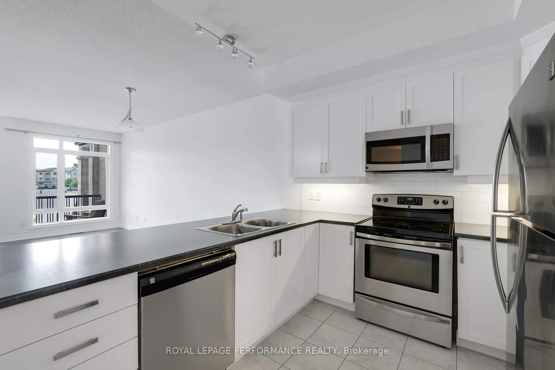 Photo 17 of Unit 53, 121 Poplin Street, Ottawa, Riverside South/Gloucester Glen — HOMEH