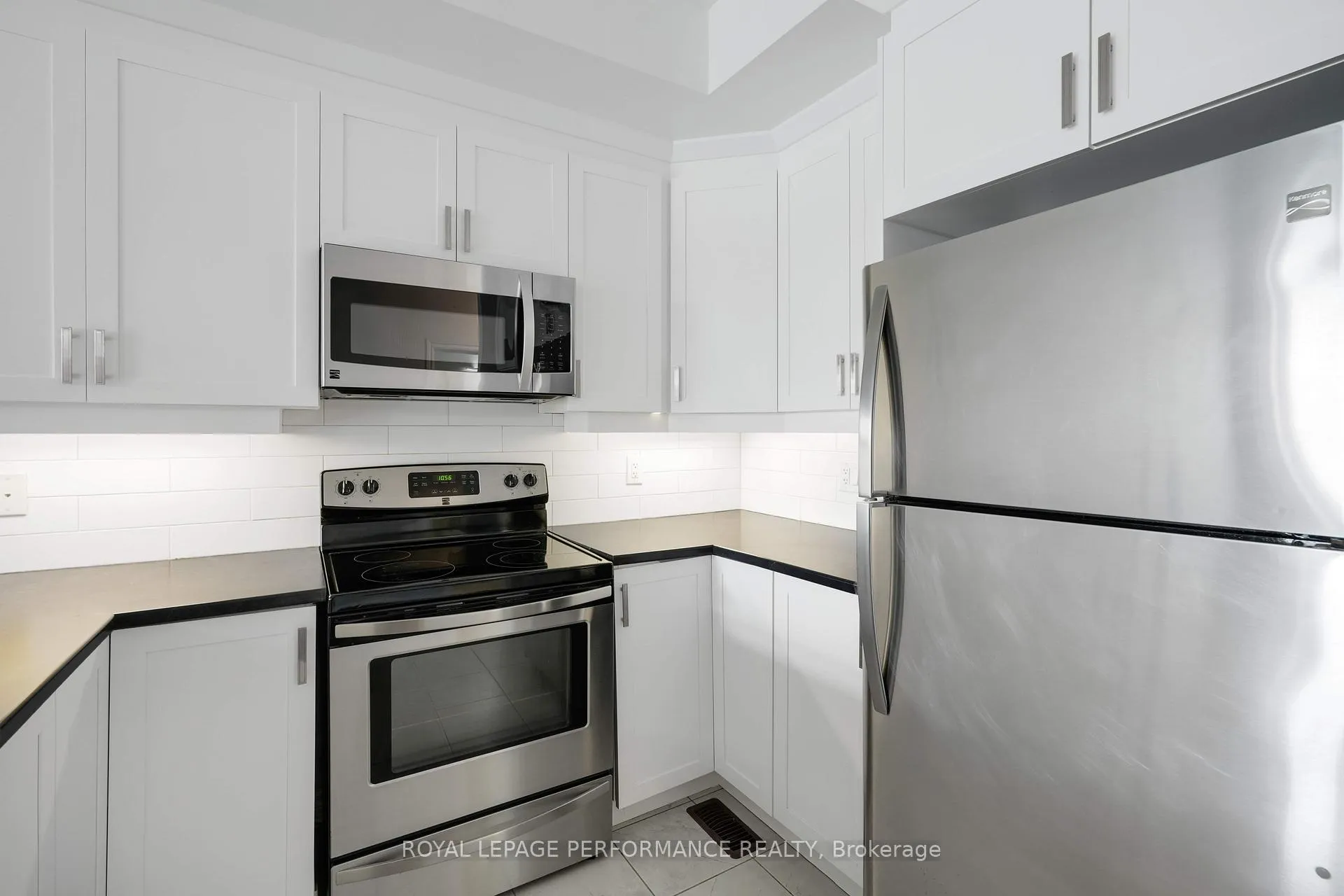 Photo 19 of Unit 53, 121 Poplin Street, Ottawa, Riverside South/Gloucester Glen — HOMEH
