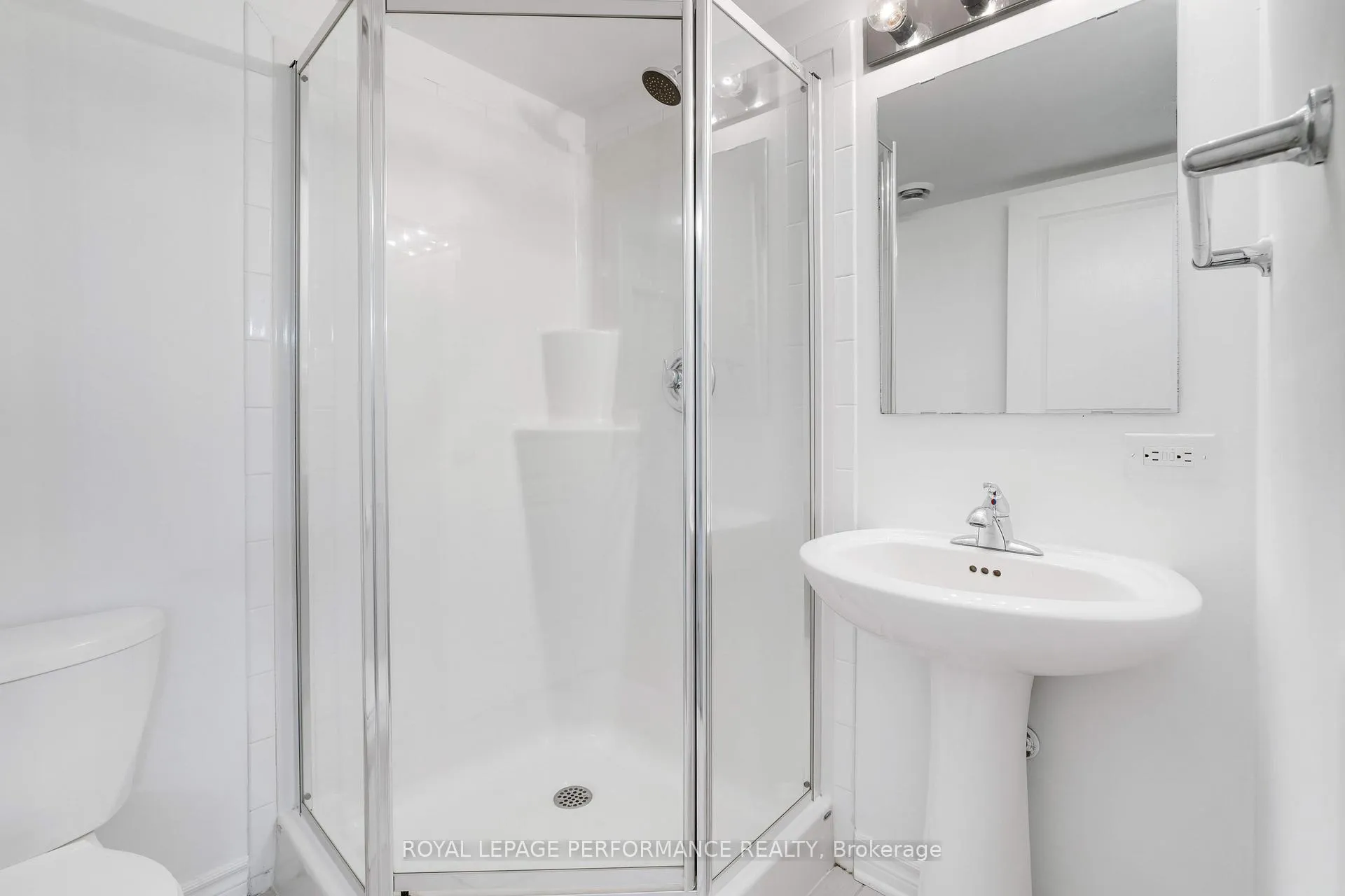 Photo 32 of Unit 53, 121 Poplin Street, Ottawa, Riverside South/Gloucester Glen — HOMEH