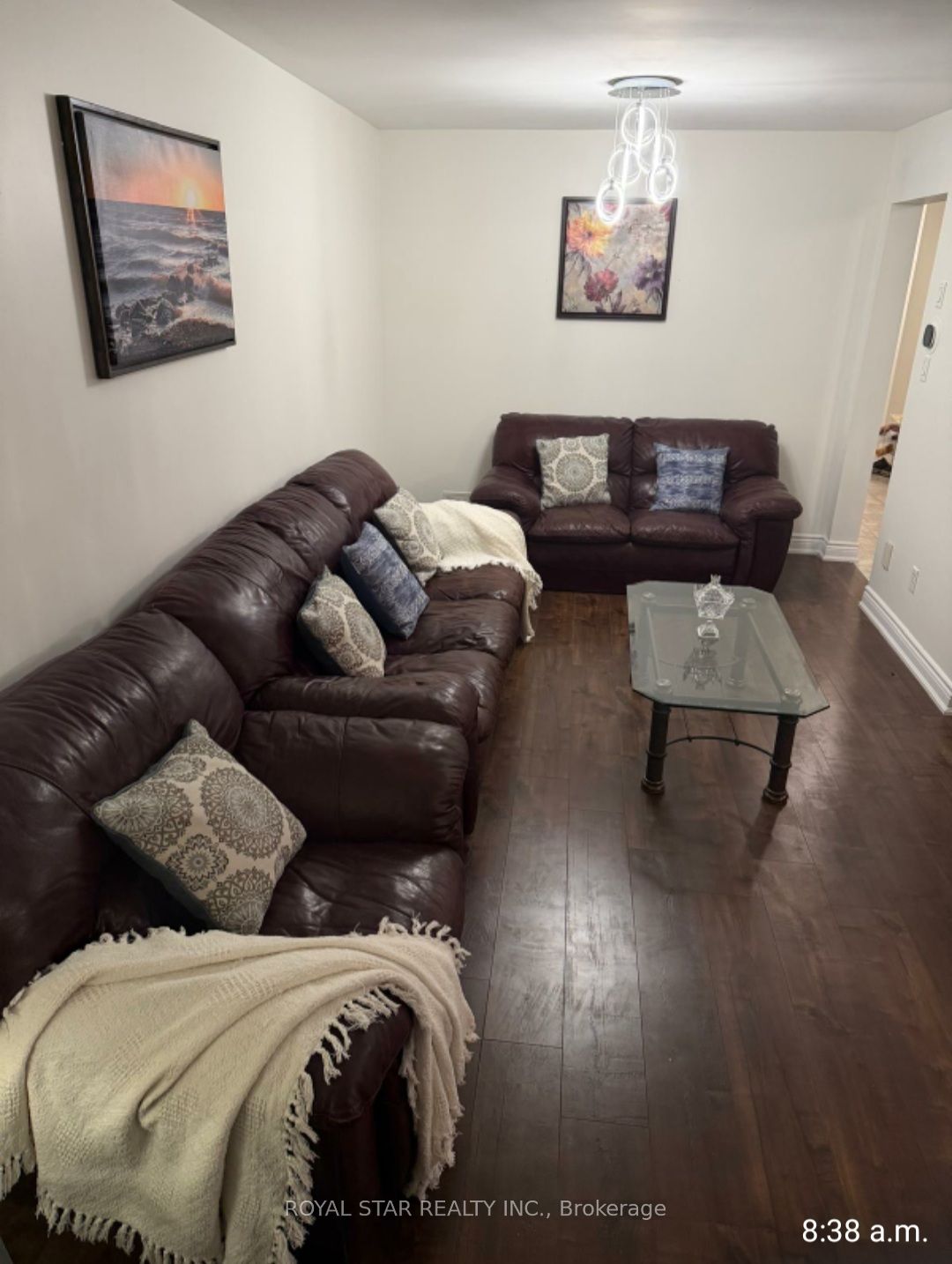 Photo 7 of 86 Meadowwood Crescent, Hamilton, Kirkendall — HOMEH