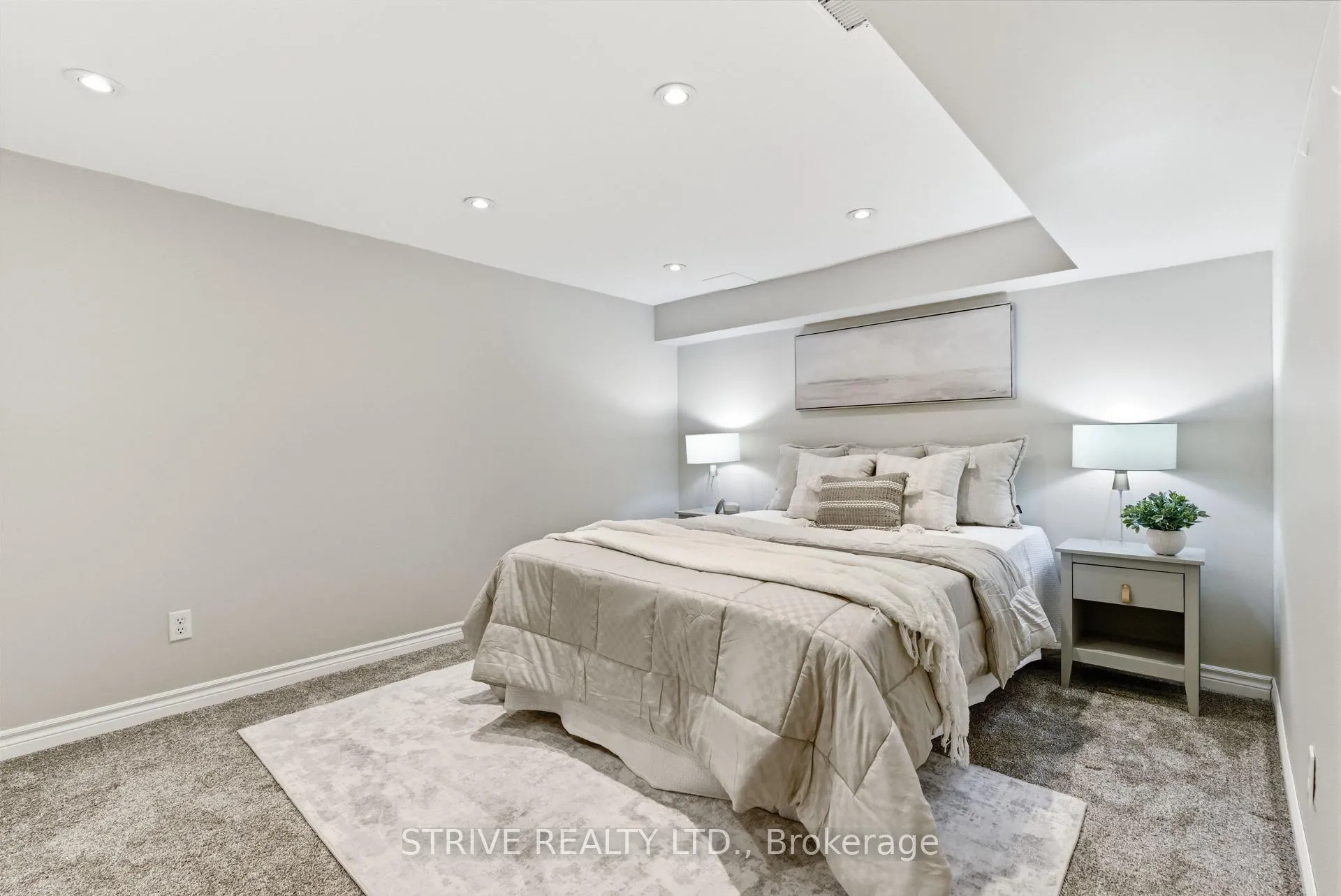 Photo 36 of 8 Quinn Drive, Clarington, Bowmanville — HOMEH