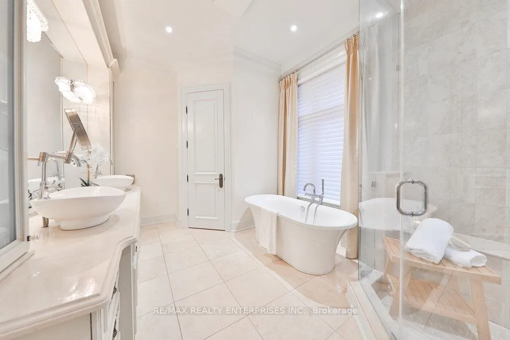 Photo 22 of 5047 Lakeshore Road, Burlington, Appleby — HOMEH
