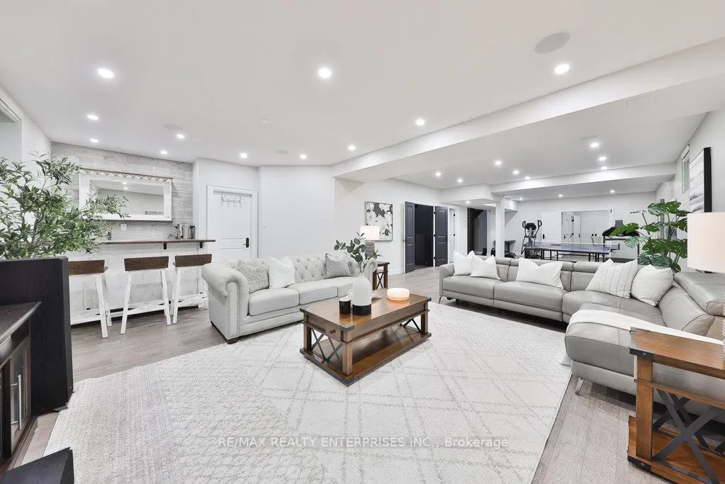 Photo 34 of 5047 Lakeshore Road, Burlington, Appleby — HOMEH