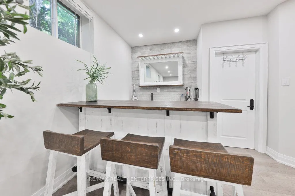 Photo 35 of 5047 Lakeshore Road, Burlington, Appleby — HOMEH