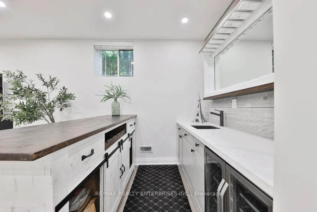 Photo 36 of 5047 Lakeshore Road, Burlington, Appleby — HOMEH