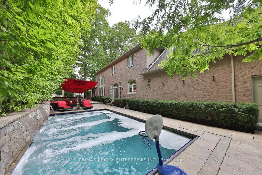 Photo 47 of 5047 Lakeshore Road, Burlington, Appleby — HOMEH