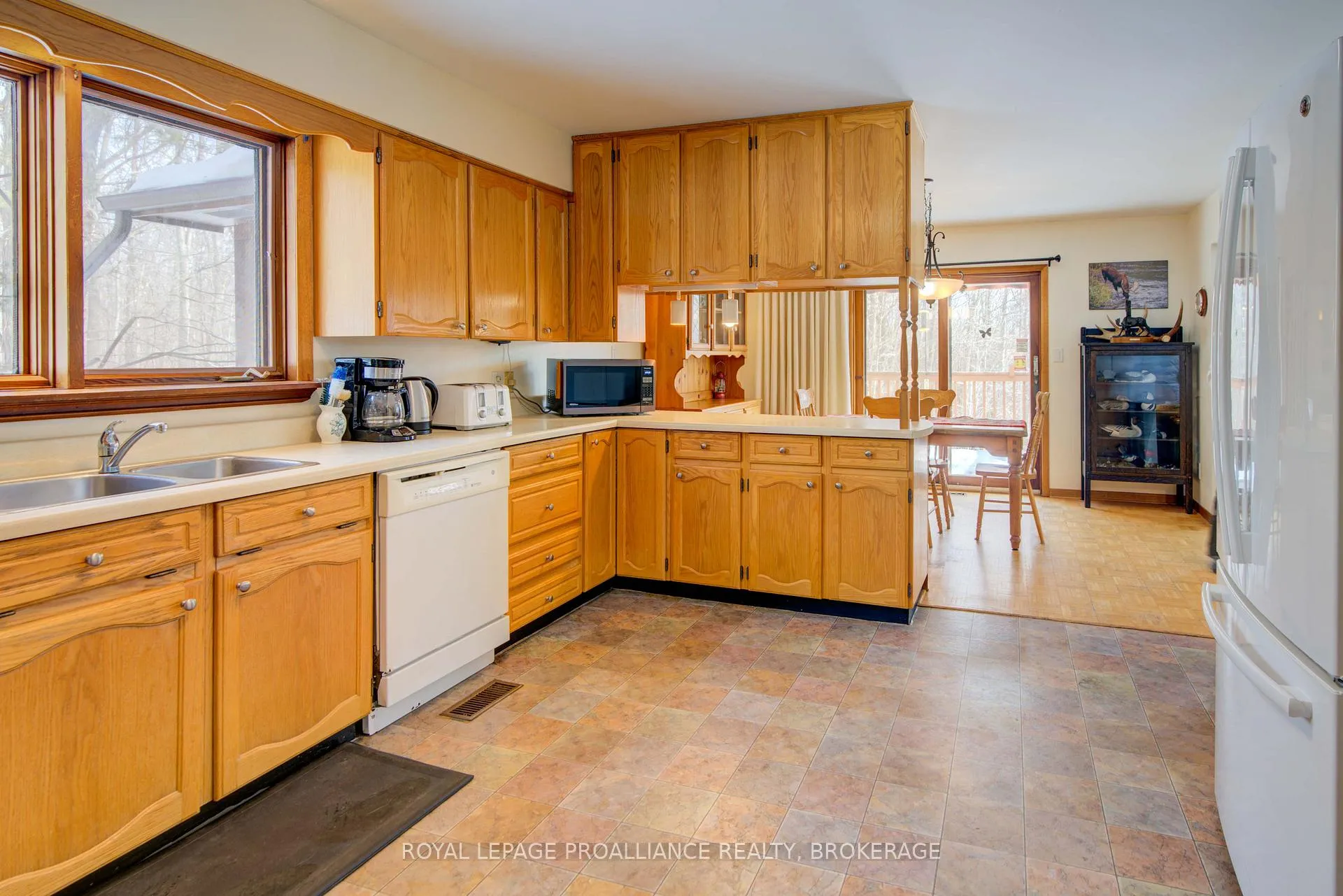 Photo 12 of 9889 Perth Road, Rideau Lakes, Rideau Lakes (North Crosby) Twp — HOMEH