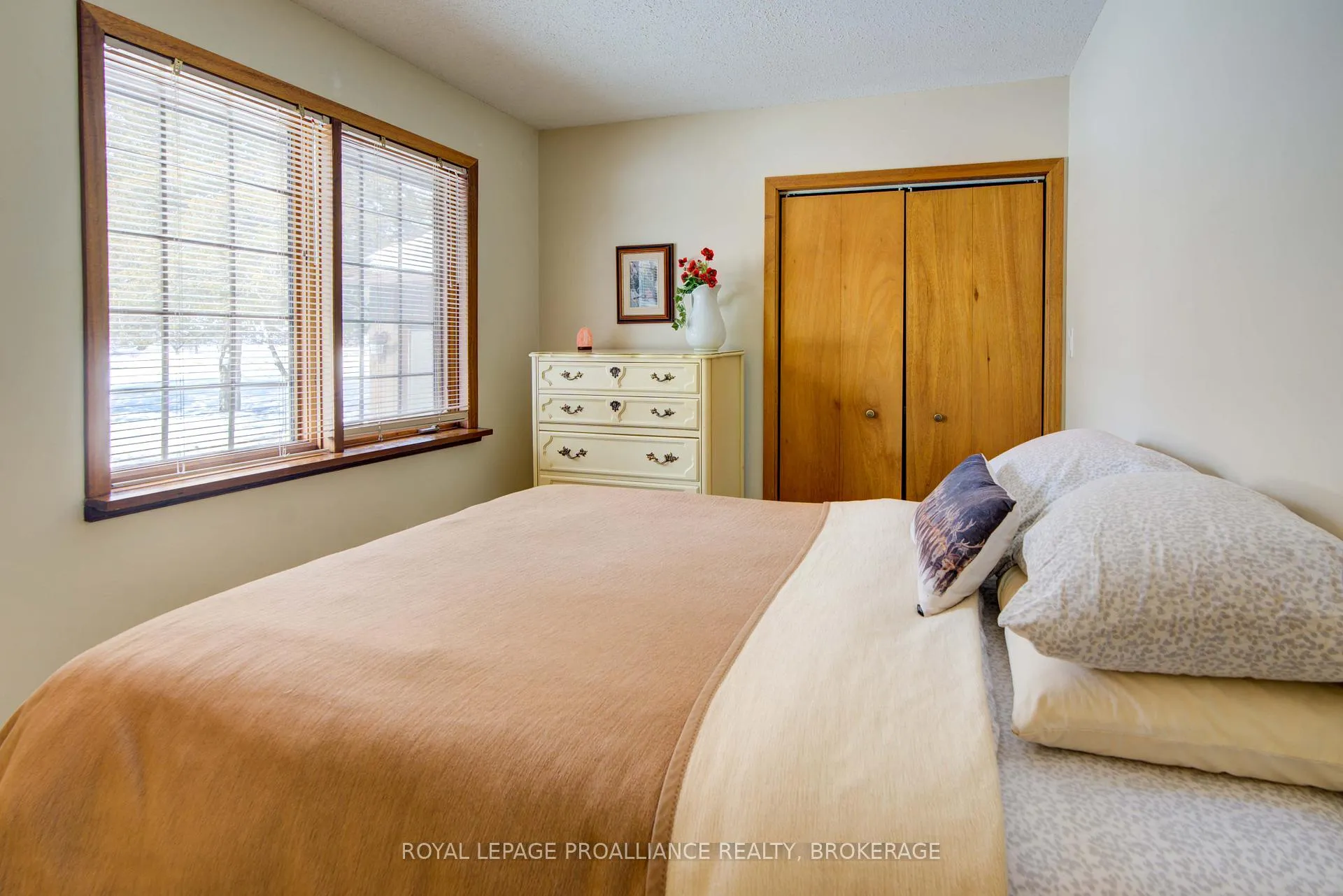 Photo 27 of 9889 Perth Road, Rideau Lakes, Rideau Lakes (North Crosby) Twp — HOMEH