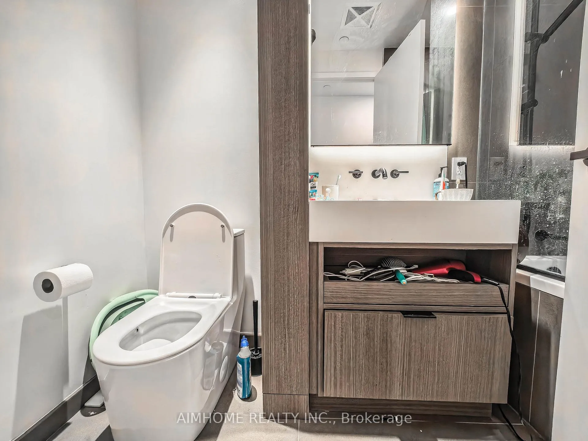 Photo 10 of Unit 1206, 55 Charles Street E, Toronto, Church-Yonge Corridor — HOMEH