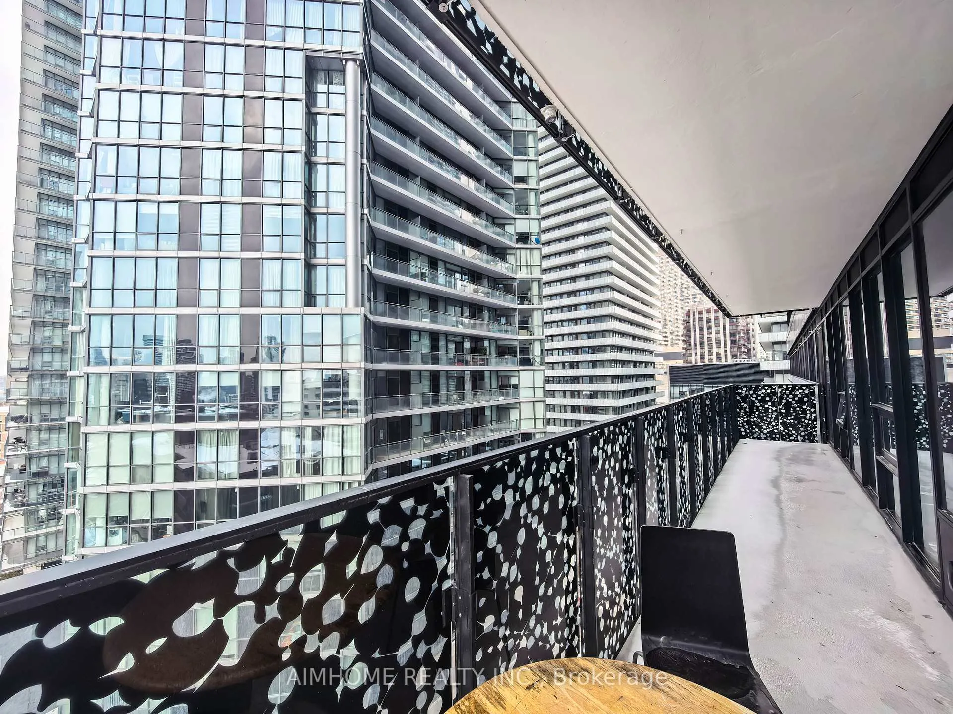 Photo 13 of Unit 1206, 55 Charles Street E, Toronto, Church-Yonge Corridor — HOMEH