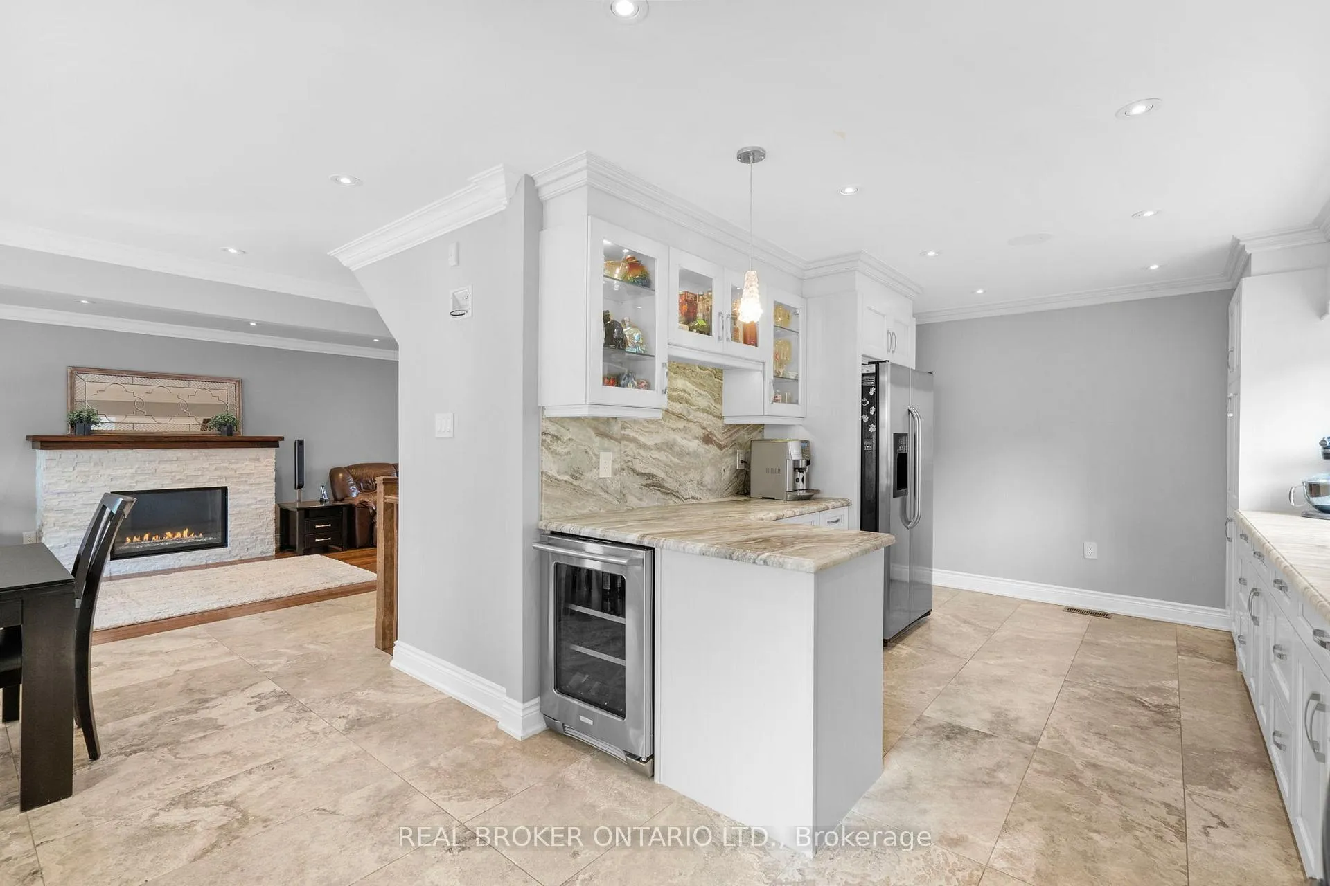 Photo 13 of 11 Fountainbridge Drive, Caledon, Bolton East — HOMEH