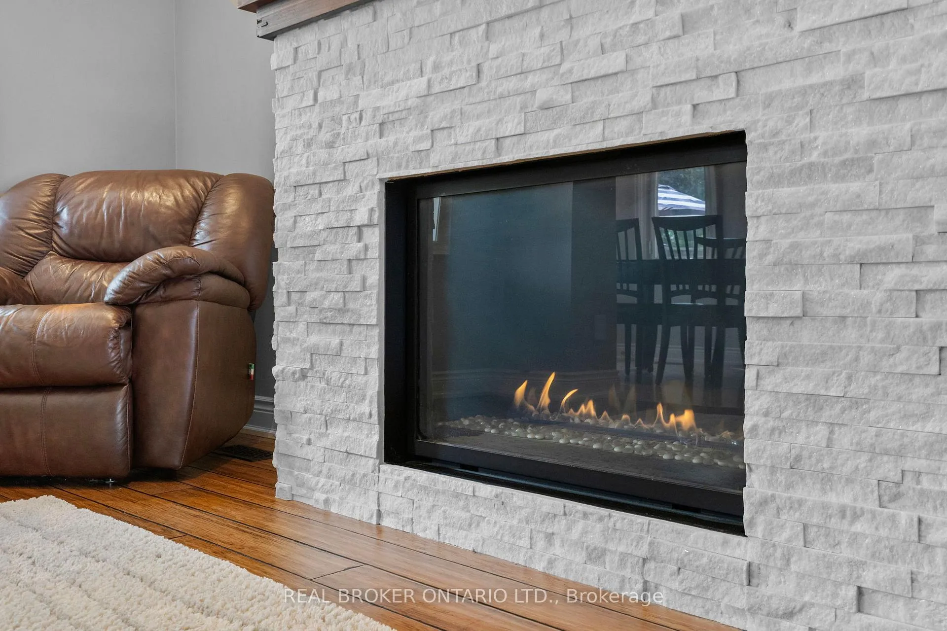 Photo 16 of 11 Fountainbridge Drive, Caledon, Bolton East — HOMEH