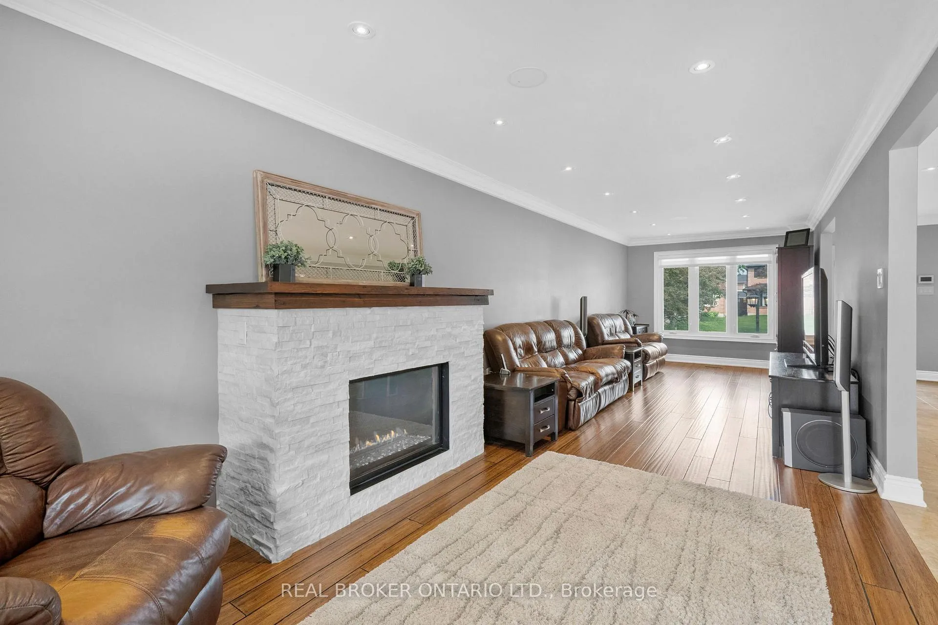 Photo 18 of 11 Fountainbridge Drive, Caledon, Bolton East — HOMEH