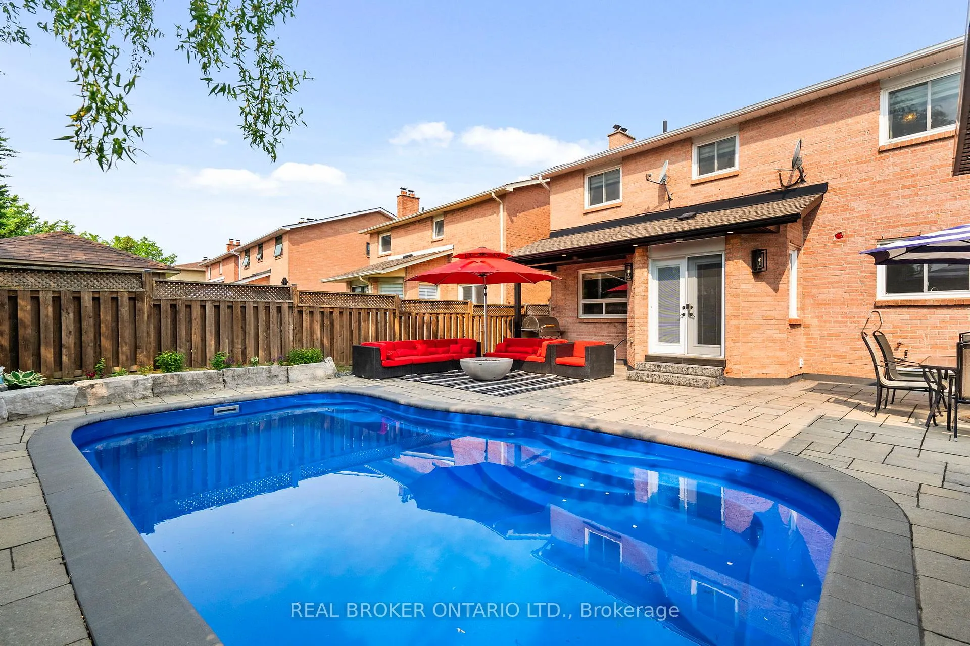 Photo 40 of 11 Fountainbridge Drive, Caledon, Bolton East — HOMEH