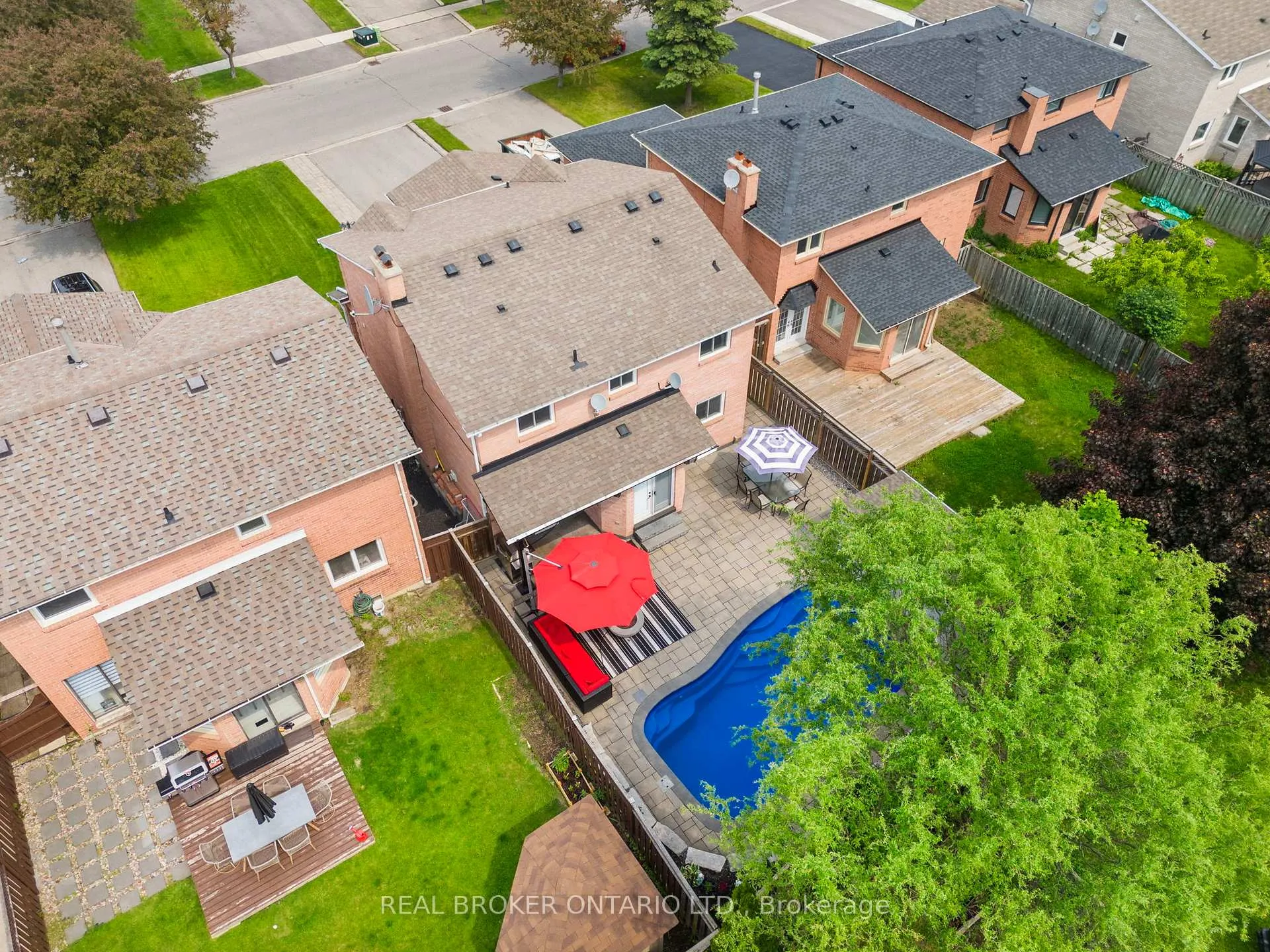 Photo 46 of 11 Fountainbridge Drive, Caledon, Bolton East — HOMEH