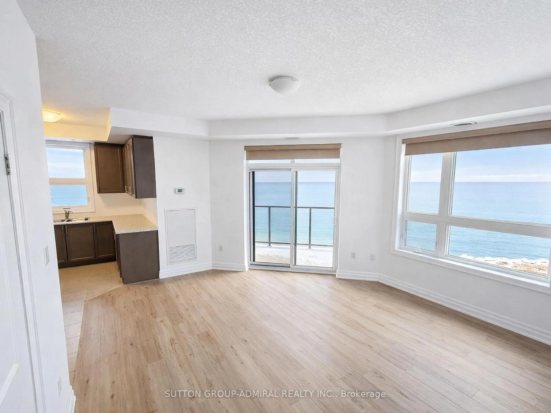 Photo 26 of Unit 532, 125 Shoreview Place S, Hamilton, Lakeshore — HOMEH