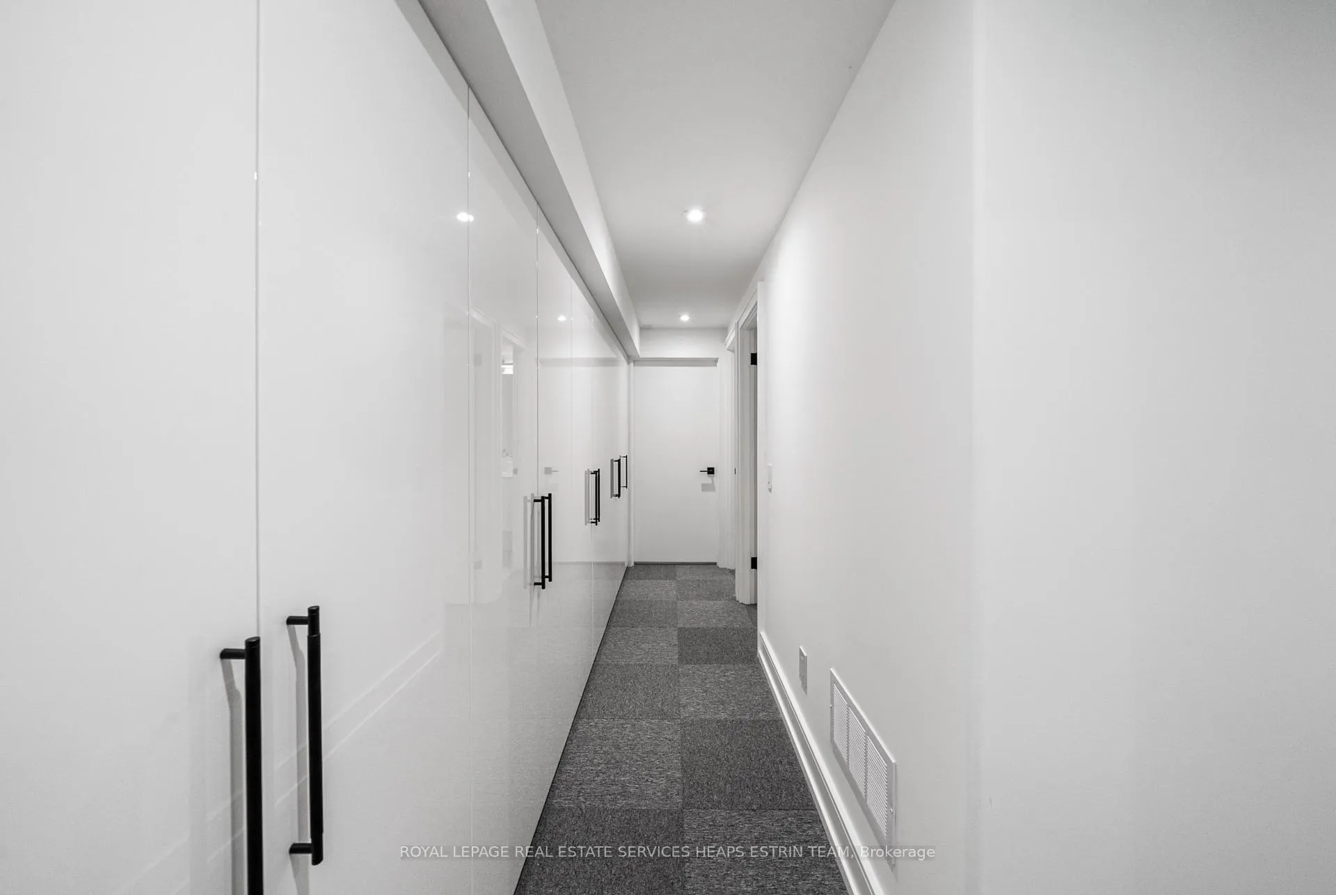 Photo 38 of 17 Myrtle Avenue, Toronto, South Riverdale — HOMEH