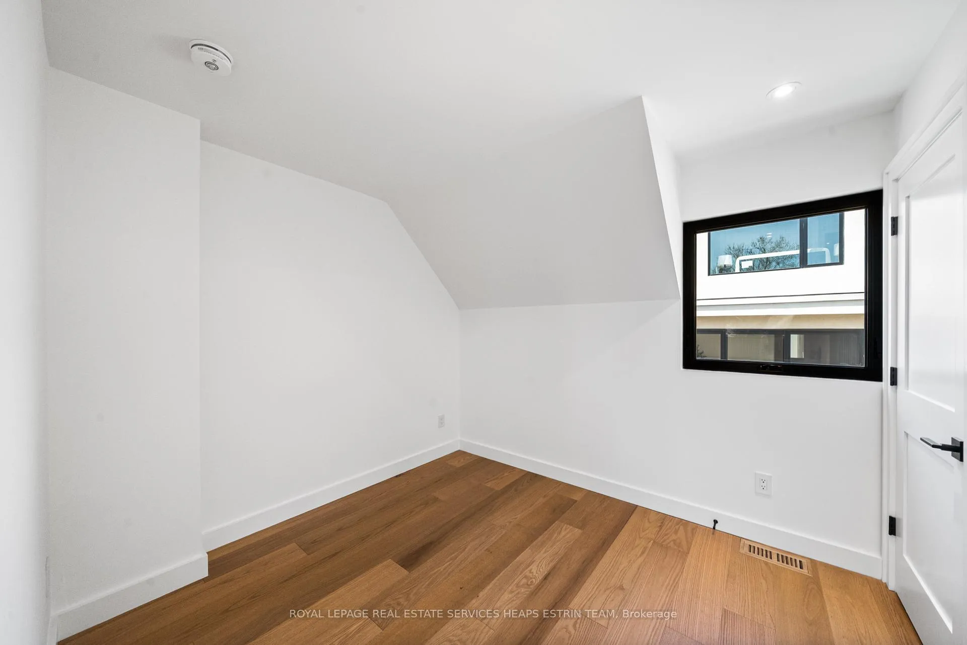 Photo 46 of 17 Myrtle Avenue, Toronto, South Riverdale — HOMEH