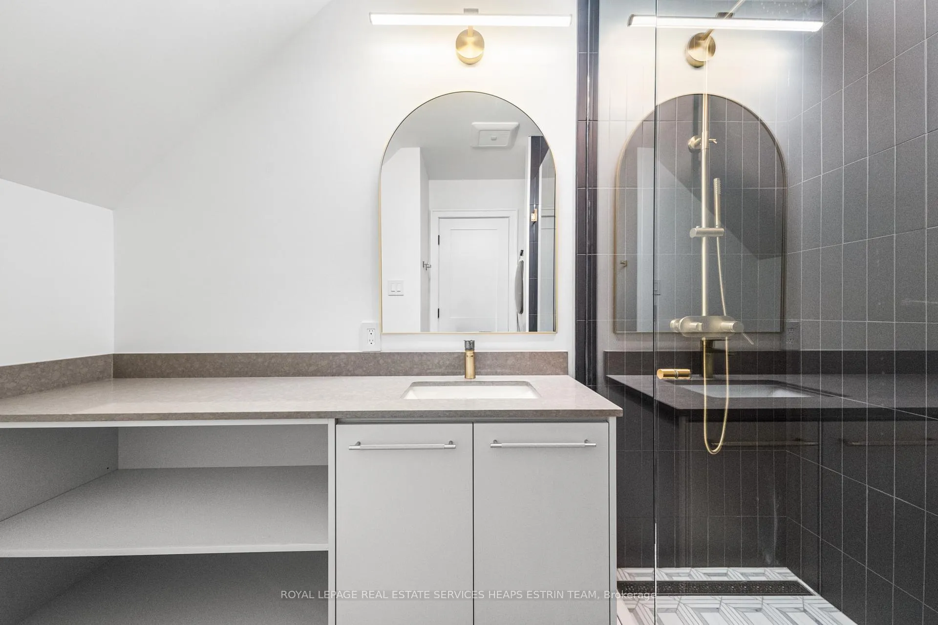 Photo 47 of 17 Myrtle Avenue, Toronto, South Riverdale — HOMEH