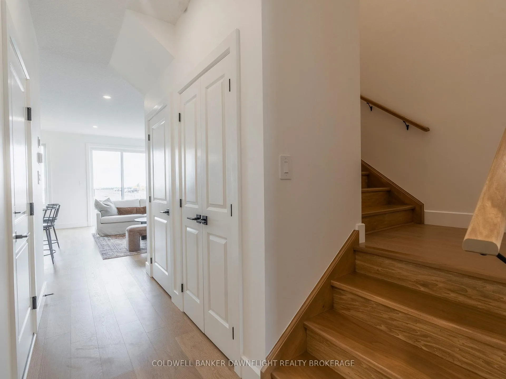 Photo 20 of Unit 22, 147 Scotts Drive, Lucan Biddulph, Lucan — HOMEH