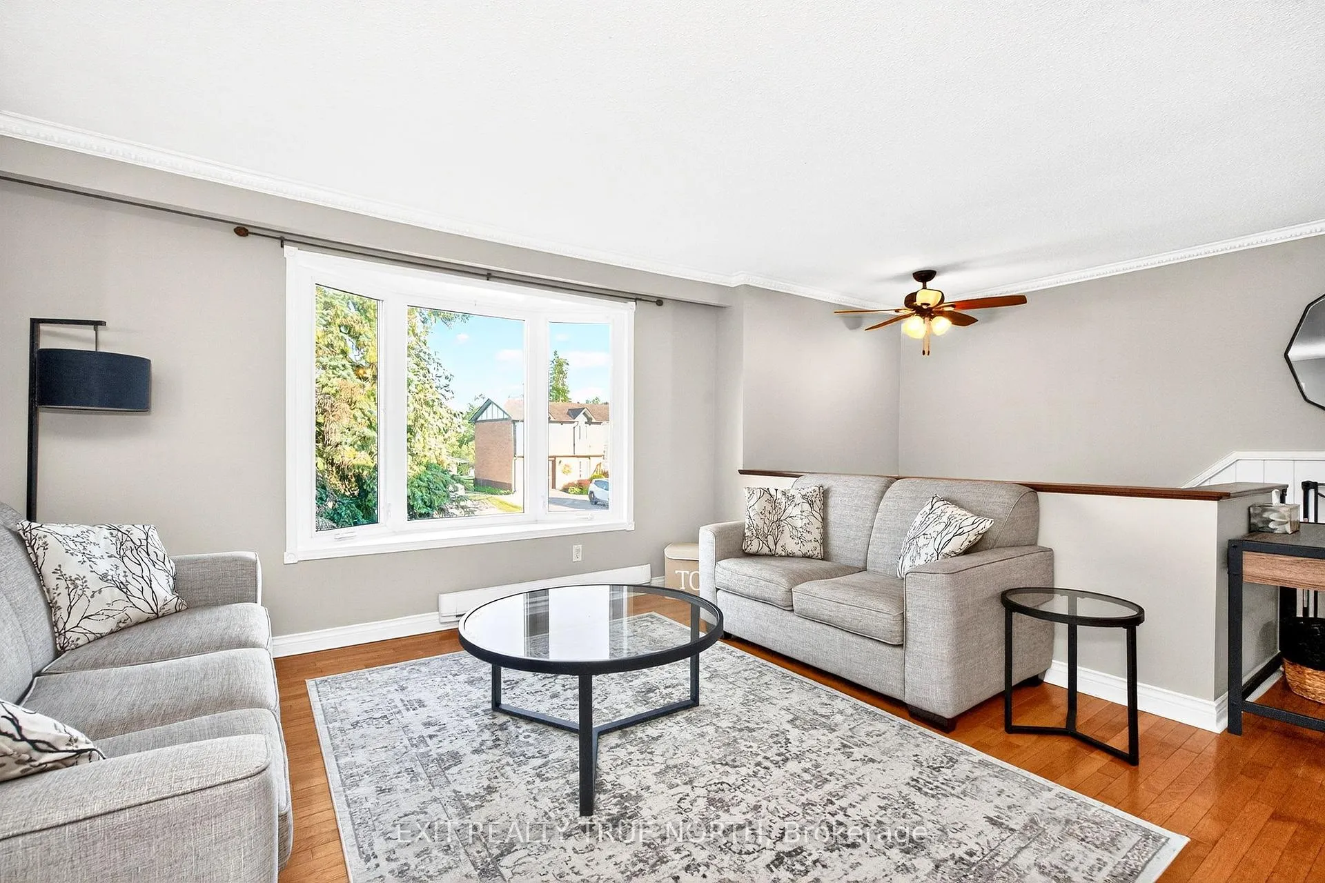 Photo 9 of 32 Lankin Boulevard, Orillia — HOMEH