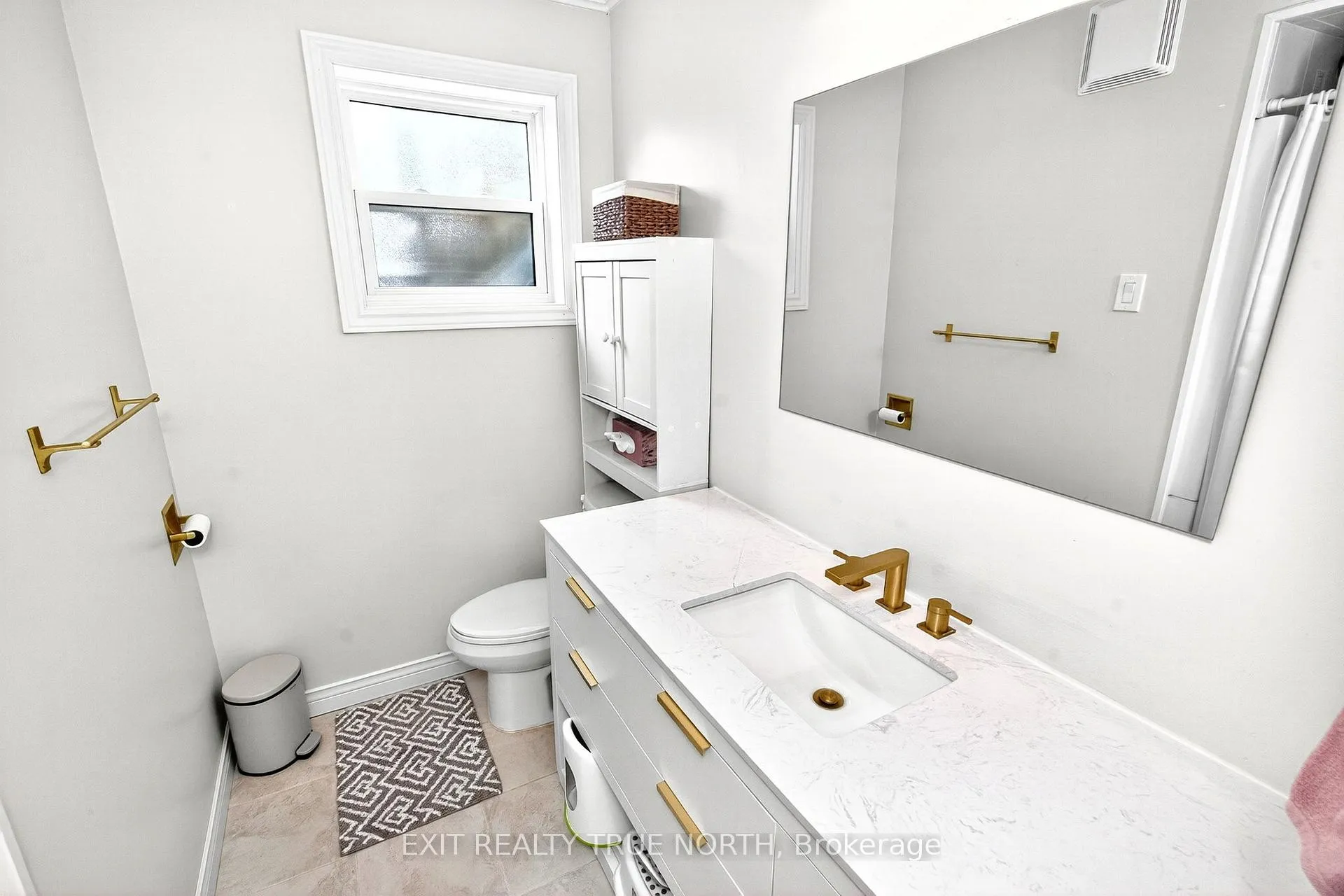 Photo 13 of 32 Lankin Boulevard, Orillia — HOMEH