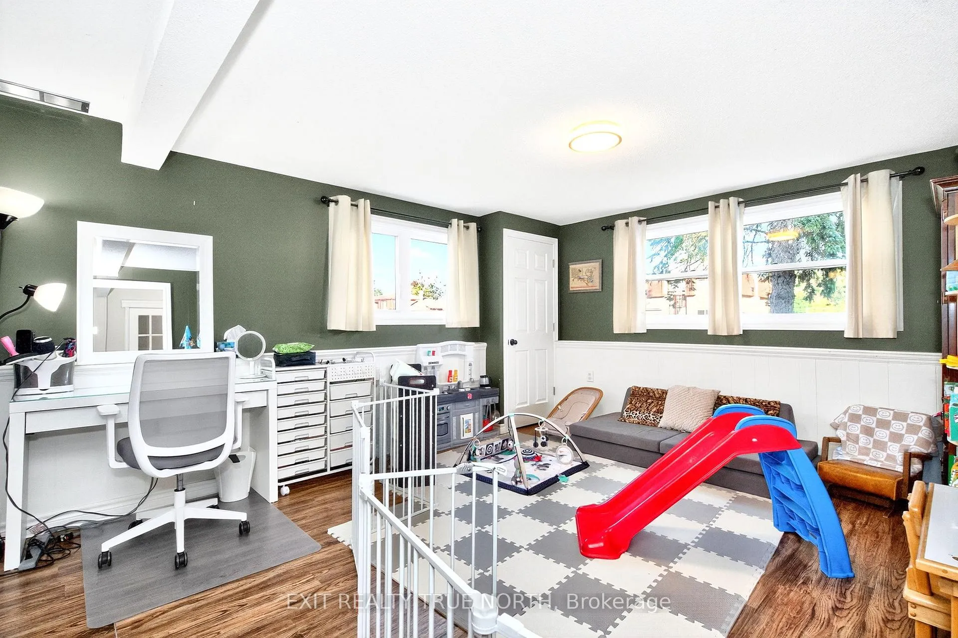 Photo 19 of 32 Lankin Boulevard, Orillia — HOMEH