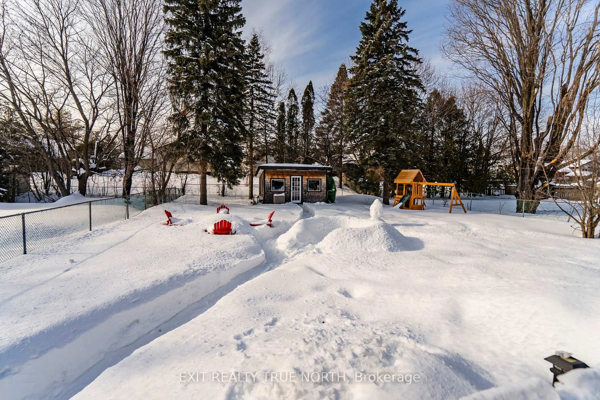 Photo 28 of 32 Lankin Boulevard, Orillia — HOMEH