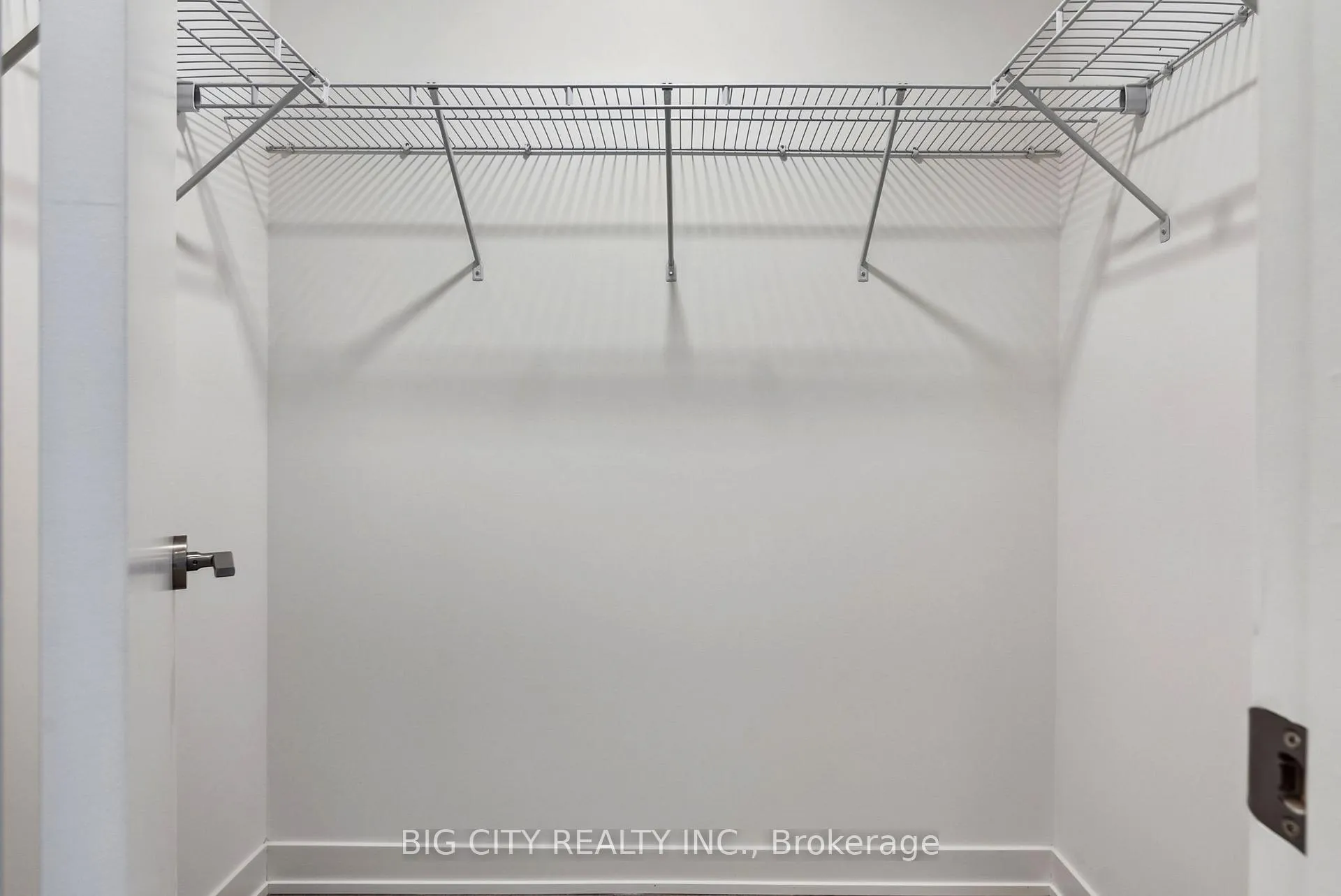 Photo 15 of Unit 914, 292 Verdale Crossing, Markham, Unionville — HOMEH