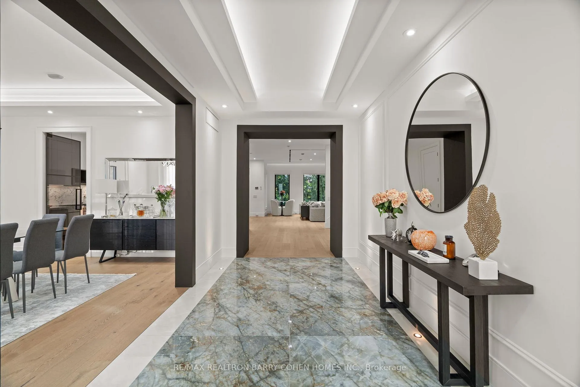 Photo 5 of 165 Leacrest Road, Toronto, Leaside — HOMEH