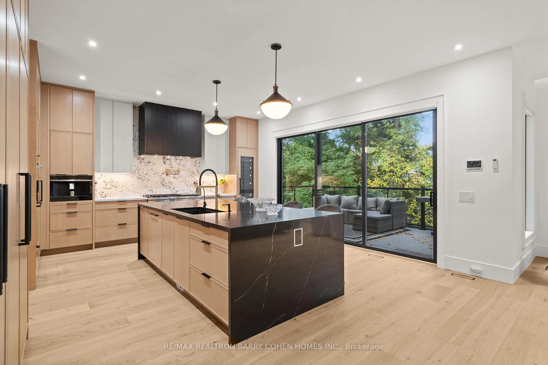 Photo 9 of 165 Leacrest Road, Toronto, Leaside — HOMEH