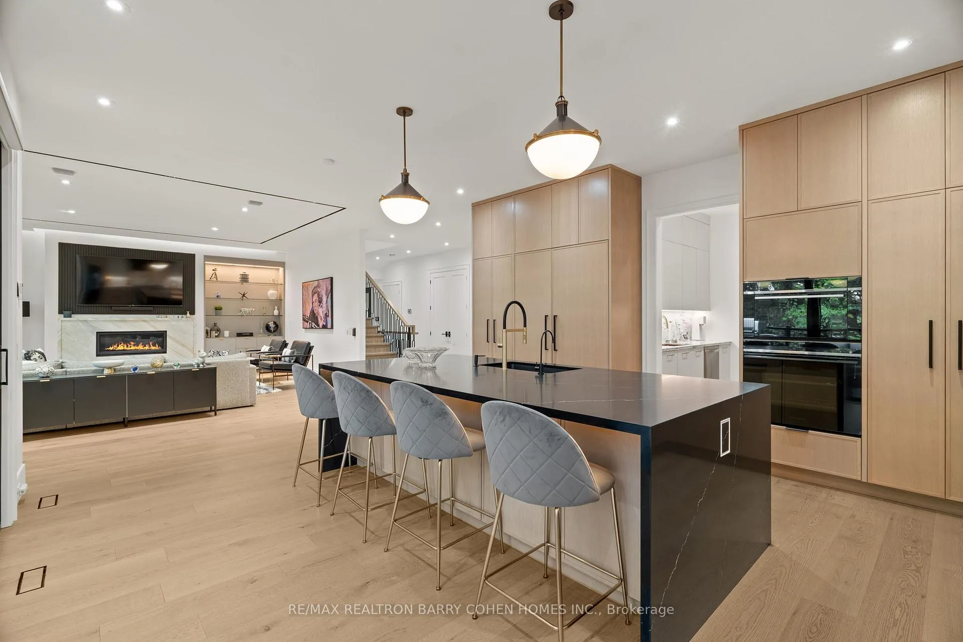 Photo 13 of 165 Leacrest Road, Toronto, Leaside — HOMEH
