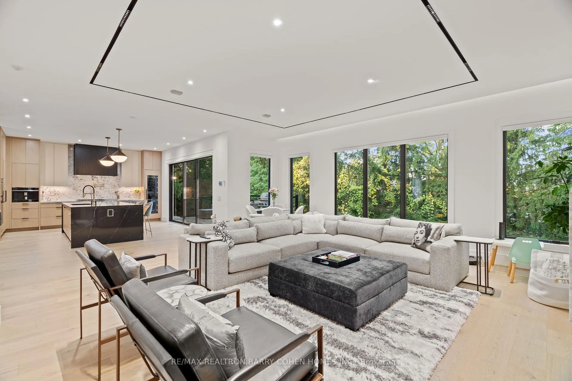 Photo 17 of 165 Leacrest Road, Toronto, Leaside — HOMEH