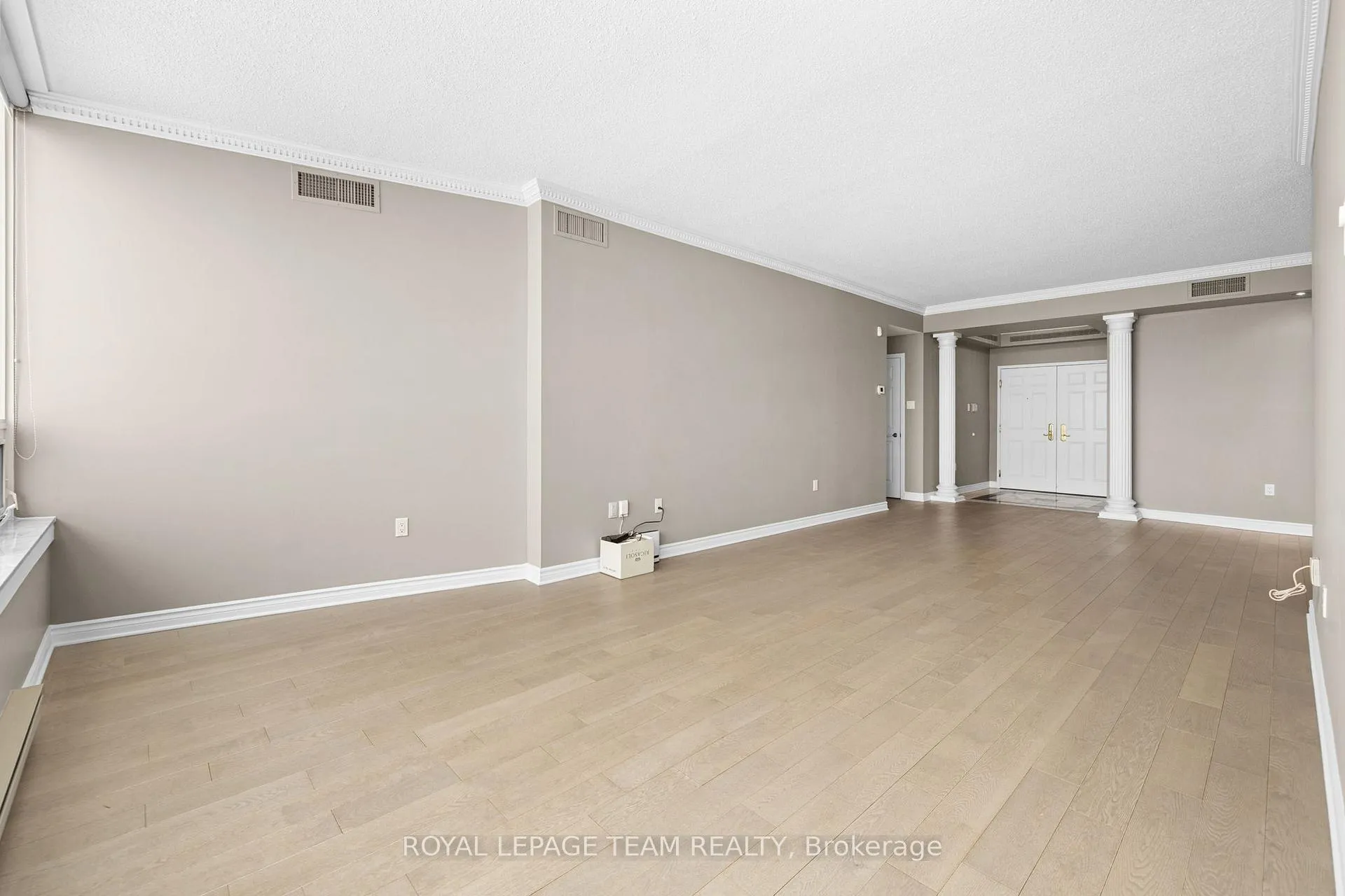 Photo 10 of Unit 1803, 1480 Riverside Drive, Ottawa, Riverview Park — HOMEH