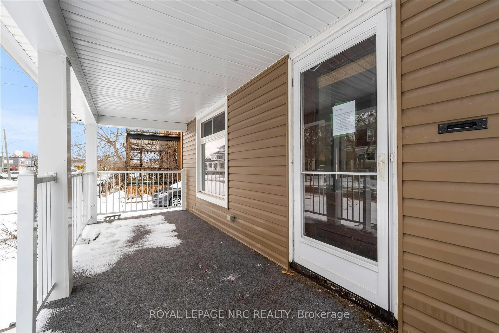 Photo 3 of 4878 Stamford Street, Niagara Falls, Cherrywood — HOMEH