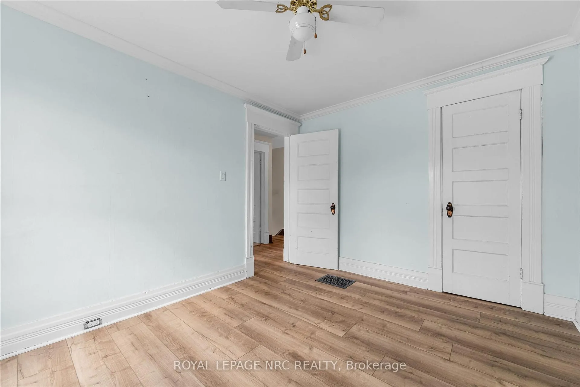 Photo 26 of 4878 Stamford Street, Niagara Falls, Cherrywood — HOMEH