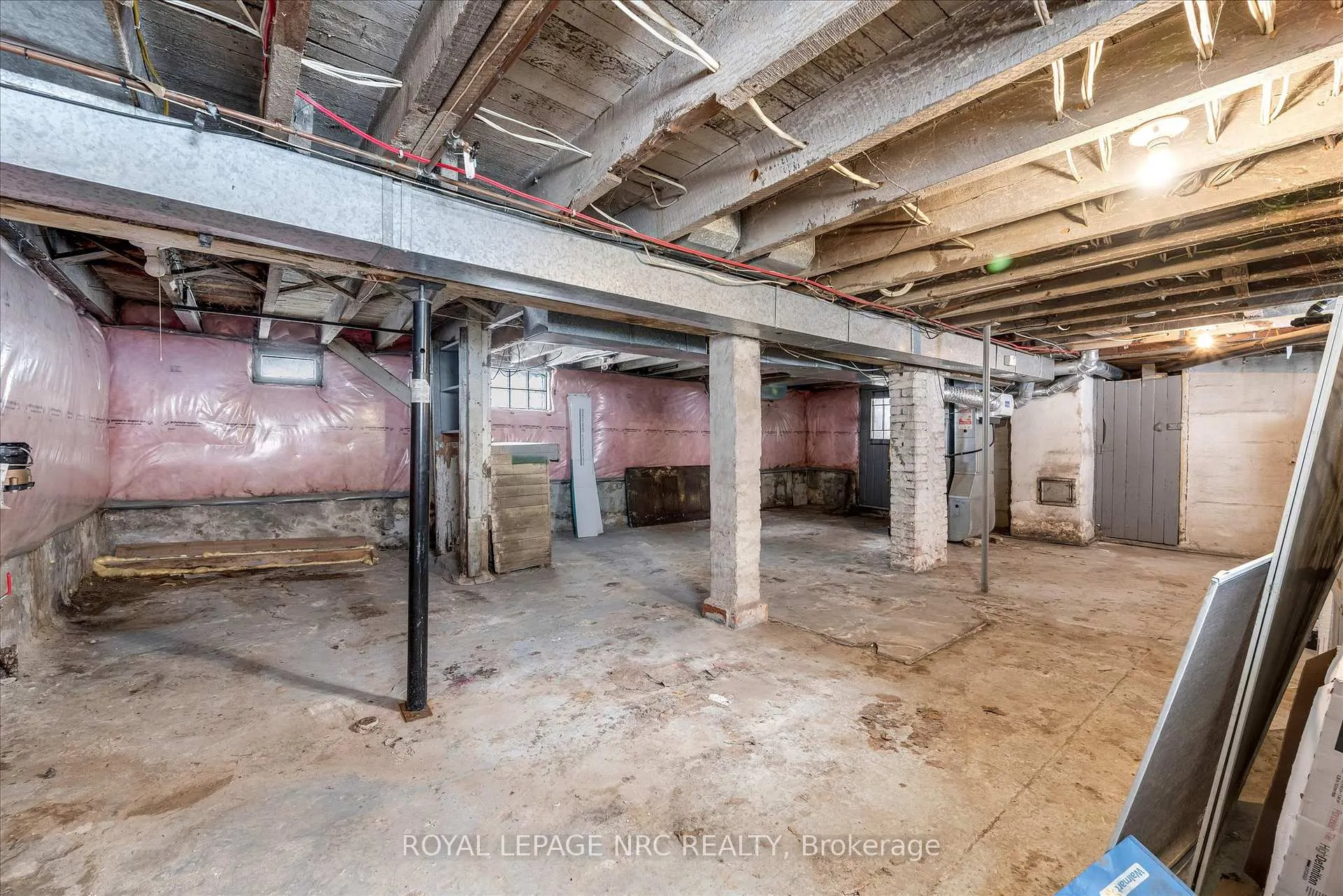 Photo 35 of 4878 Stamford Street, Niagara Falls, Cherrywood — HOMEH