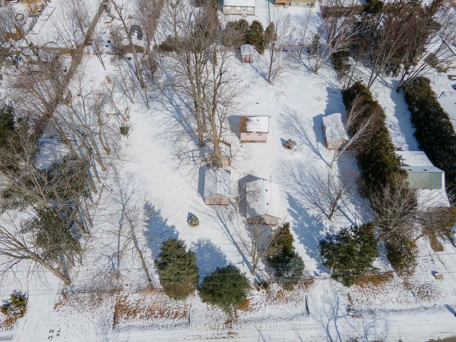 Photo 6 of 720 Hastings Avenue, Innisfil, Alcona — HOMEH