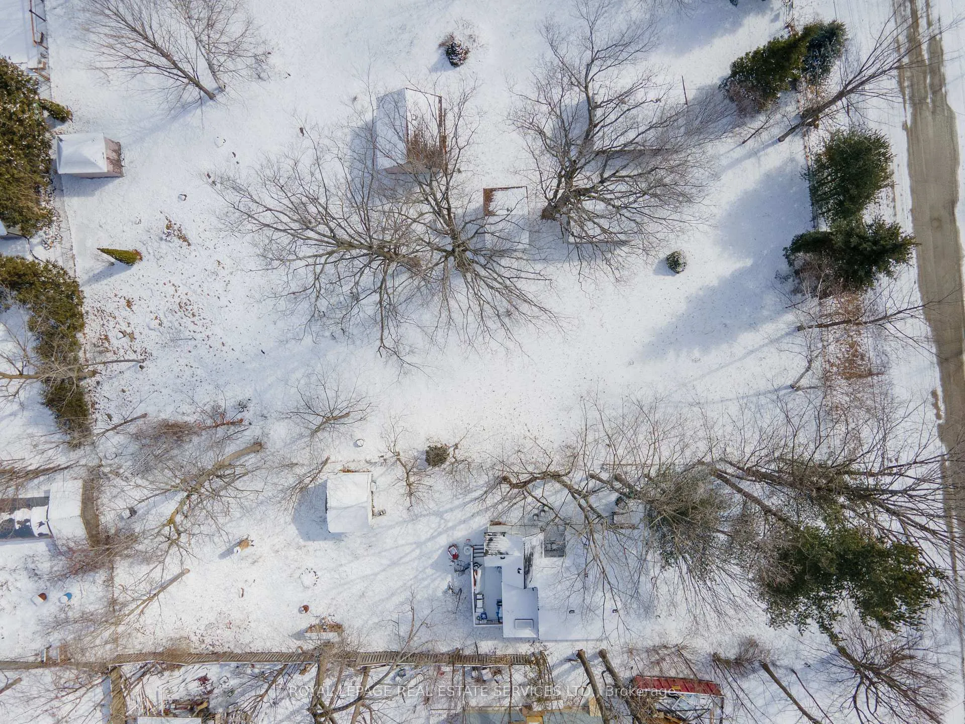 Photo 9 of 720 Hastings Avenue, Innisfil, Alcona — HOMEH