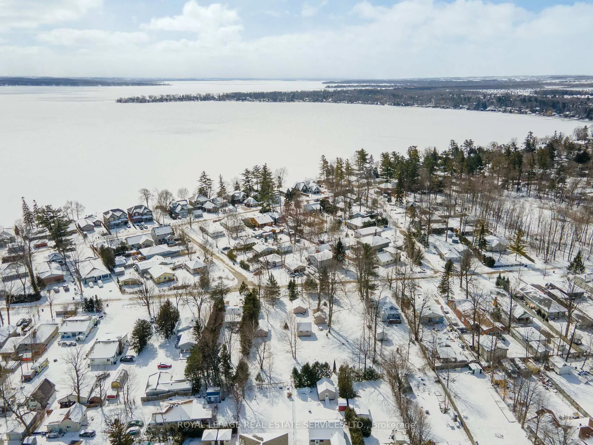 Photo 11 of 720 Hastings Avenue, Innisfil, Alcona — HOMEH