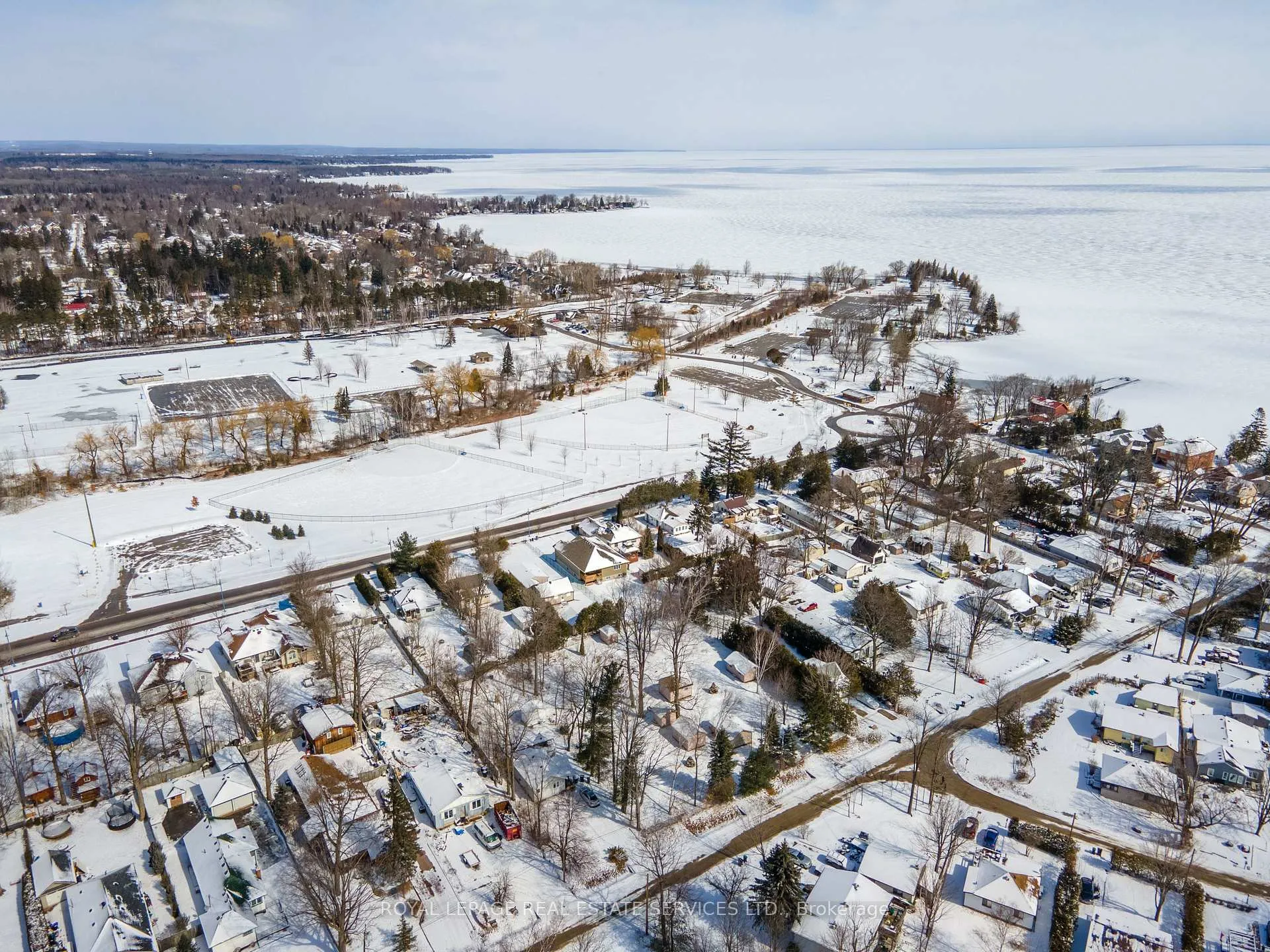 Photo 13 of 720 Hastings Avenue, Innisfil, Alcona — HOMEH