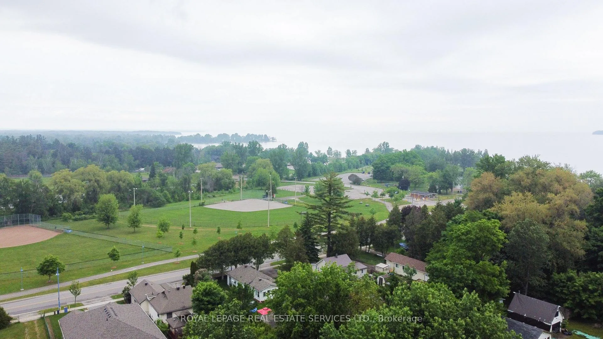 Photo 19 of 720 Hastings Avenue, Innisfil, Alcona — HOMEH