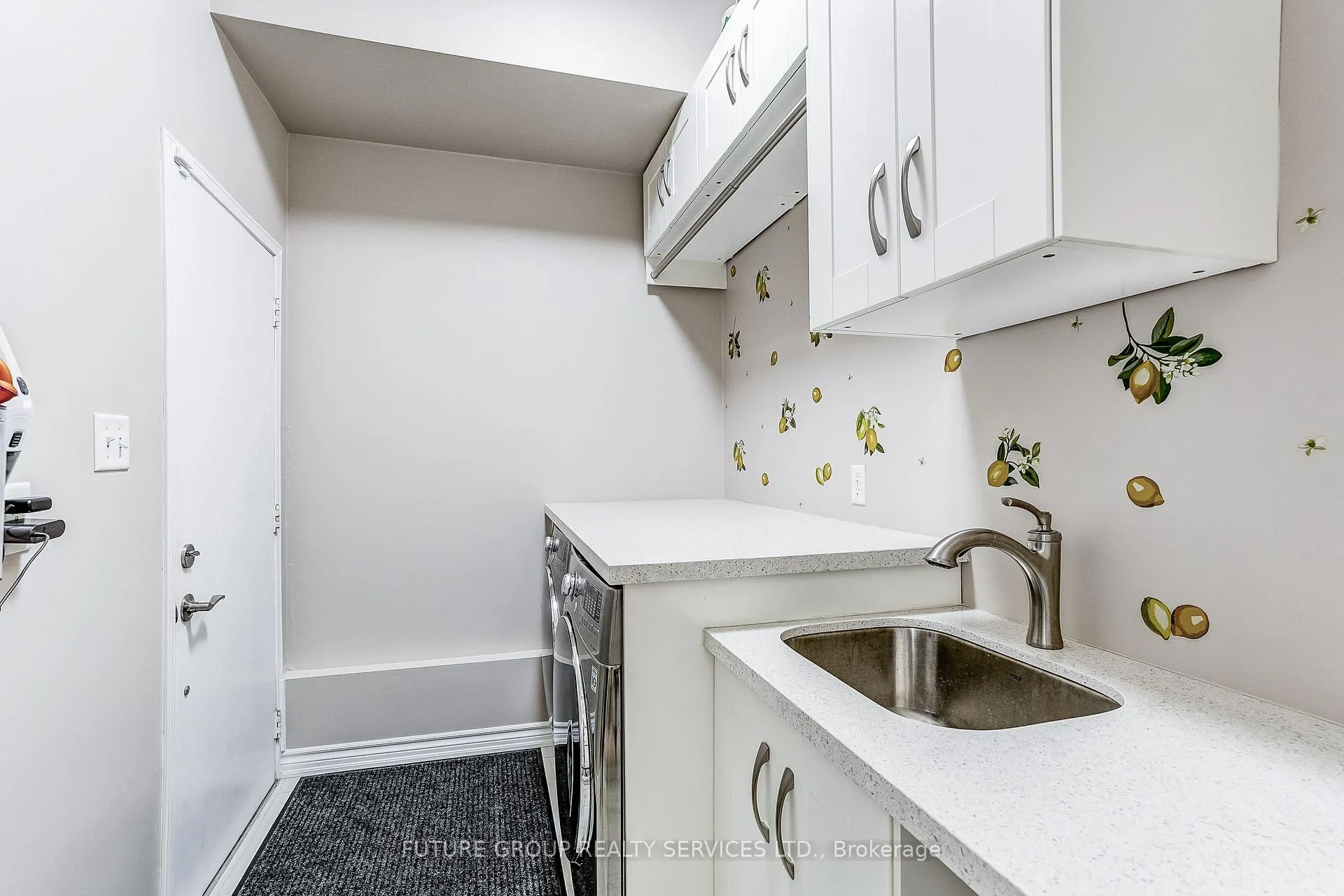 Photo 16 of 72 Camino Drive, Vaughan, Vellore Village — HOMEH