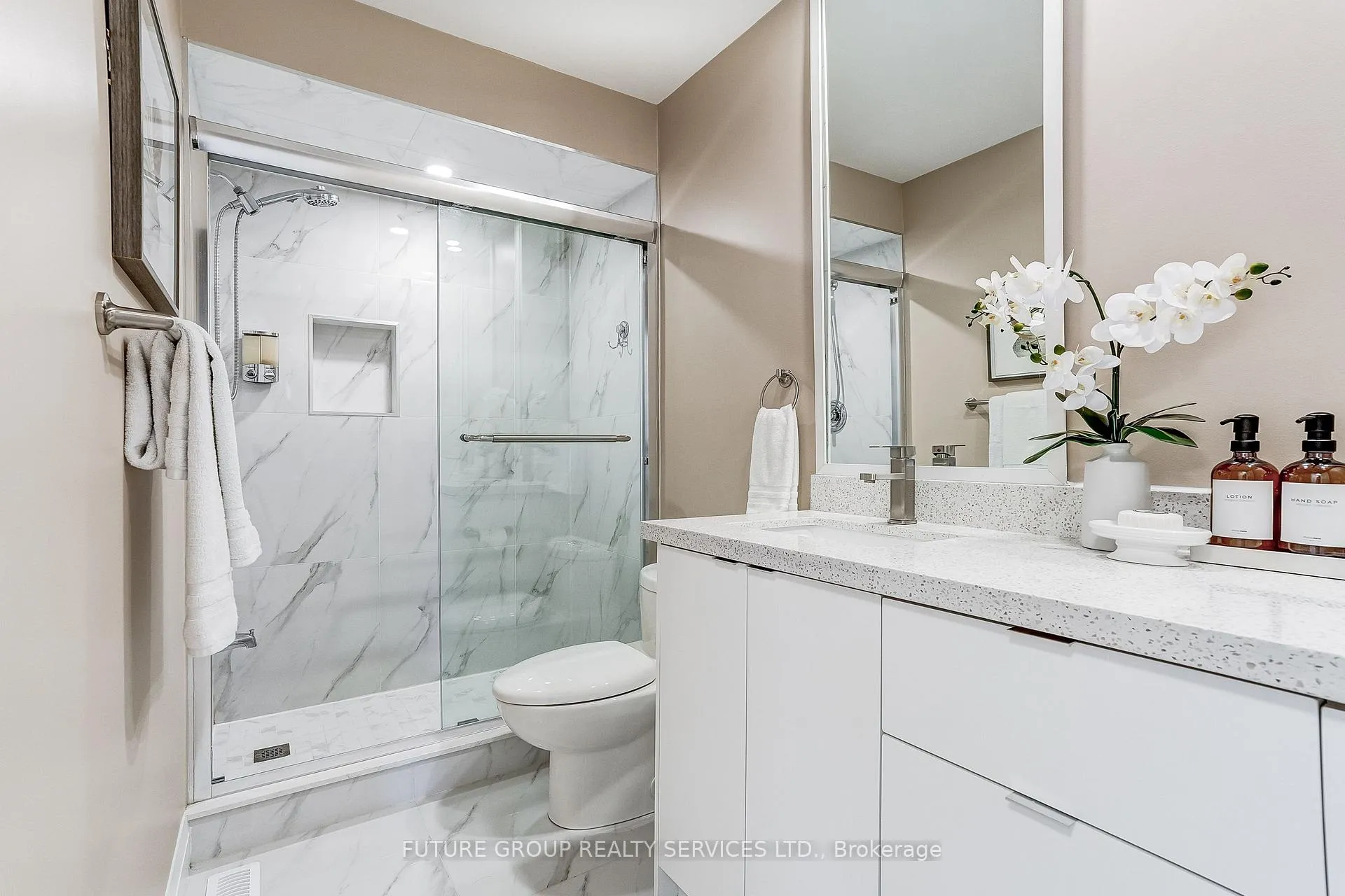 Photo 21 of 72 Camino Drive, Vaughan, Vellore Village — HOMEH