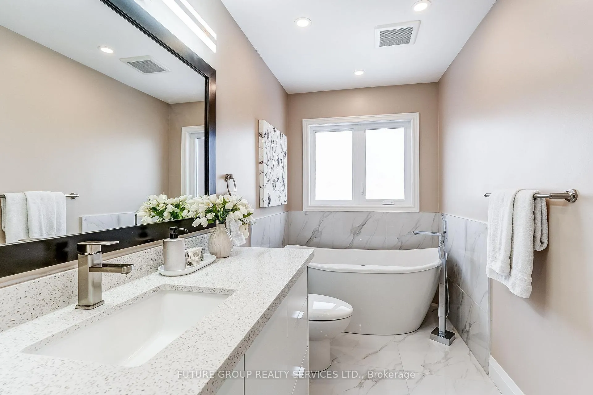 Photo 30 of 72 Camino Drive, Vaughan, Vellore Village — HOMEH