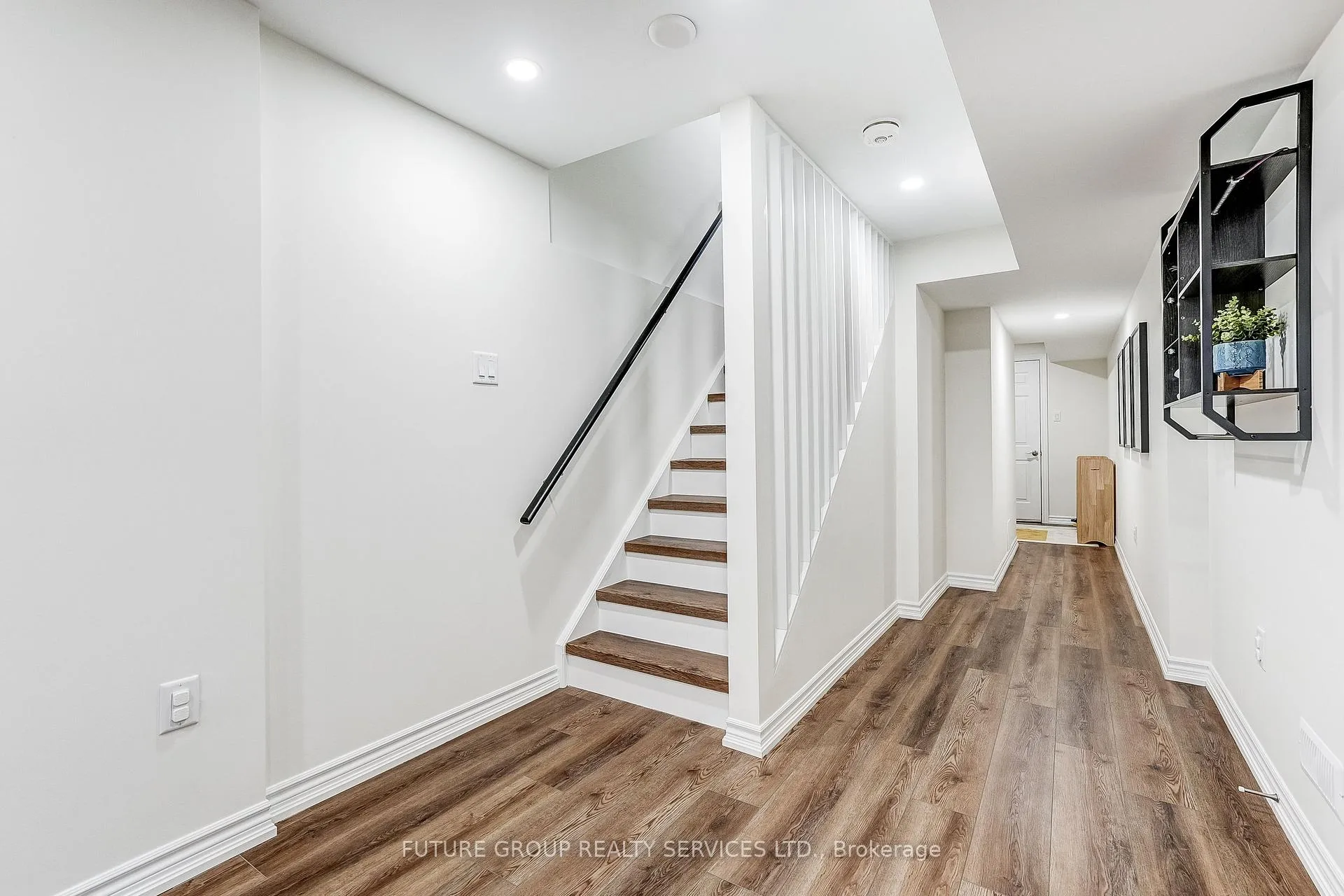 Photo 31 of 72 Camino Drive, Vaughan, Vellore Village — HOMEH