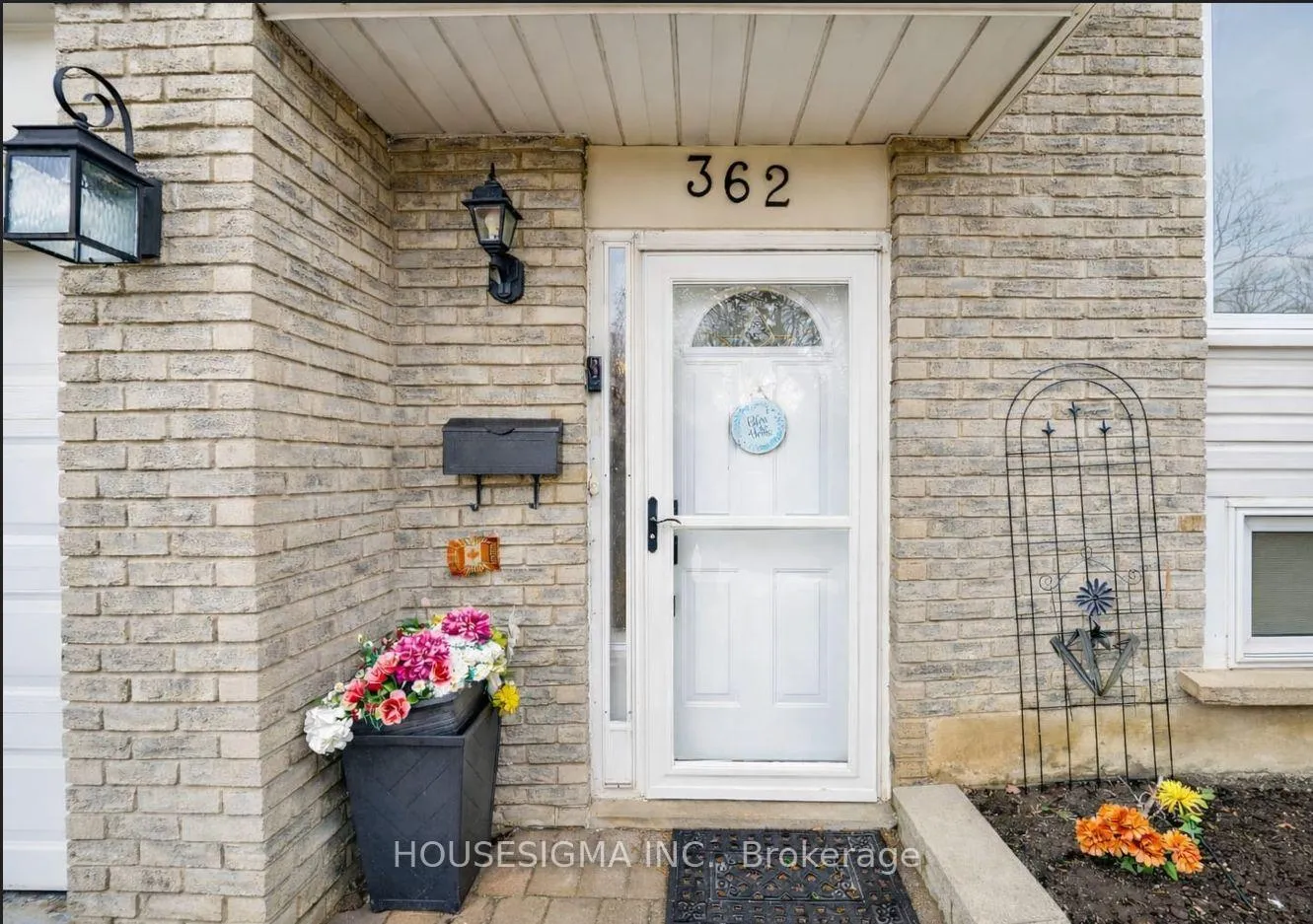 Photo 5 of 362 Newgate Avenue, Oshawa, Centennial — HOMEH