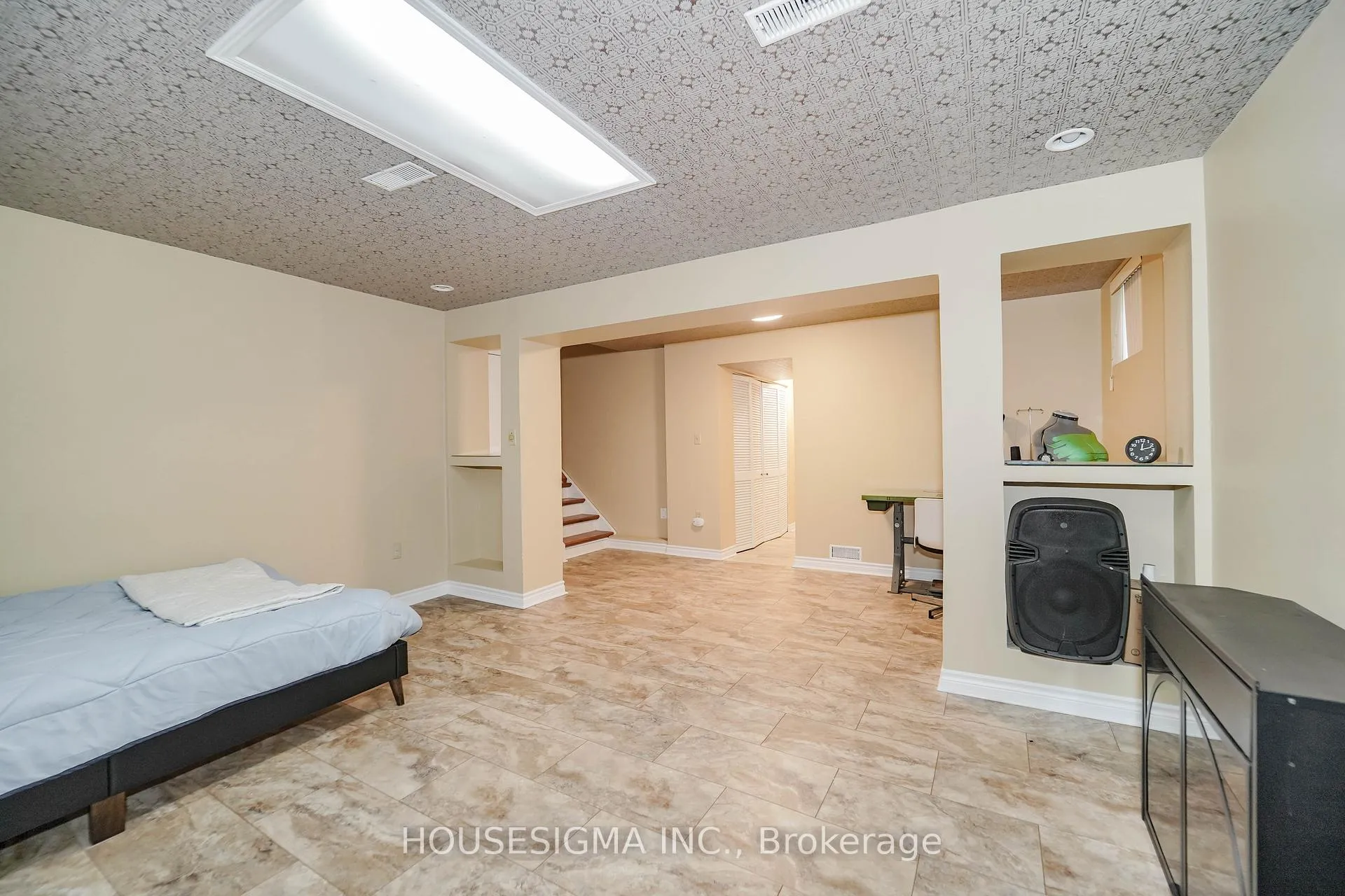 Photo 36 of 362 Newgate Avenue, Oshawa, Centennial — HOMEH