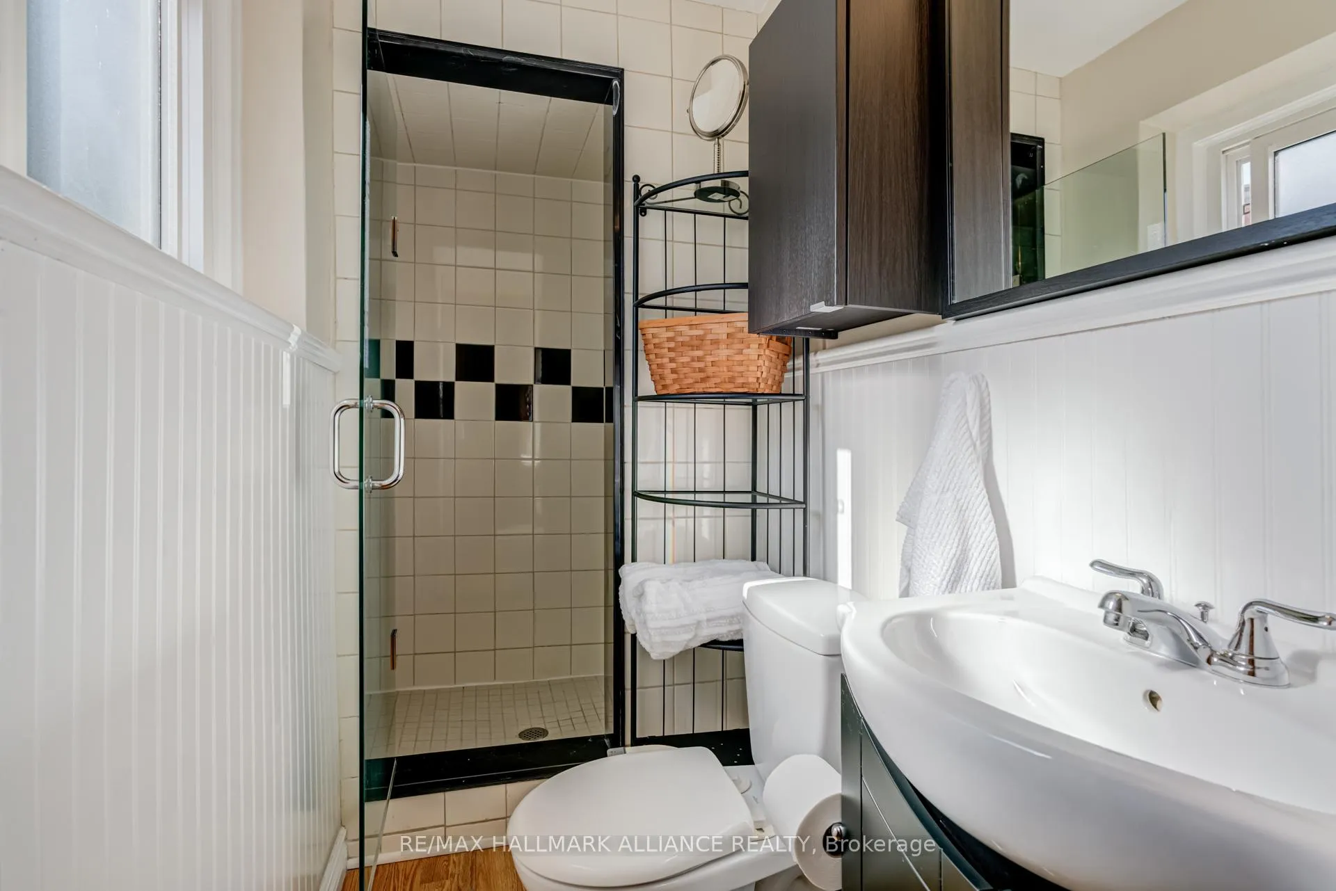 Photo 20 of 2033 Water's Edge Drive, Oakville, Bronte — HOMEH