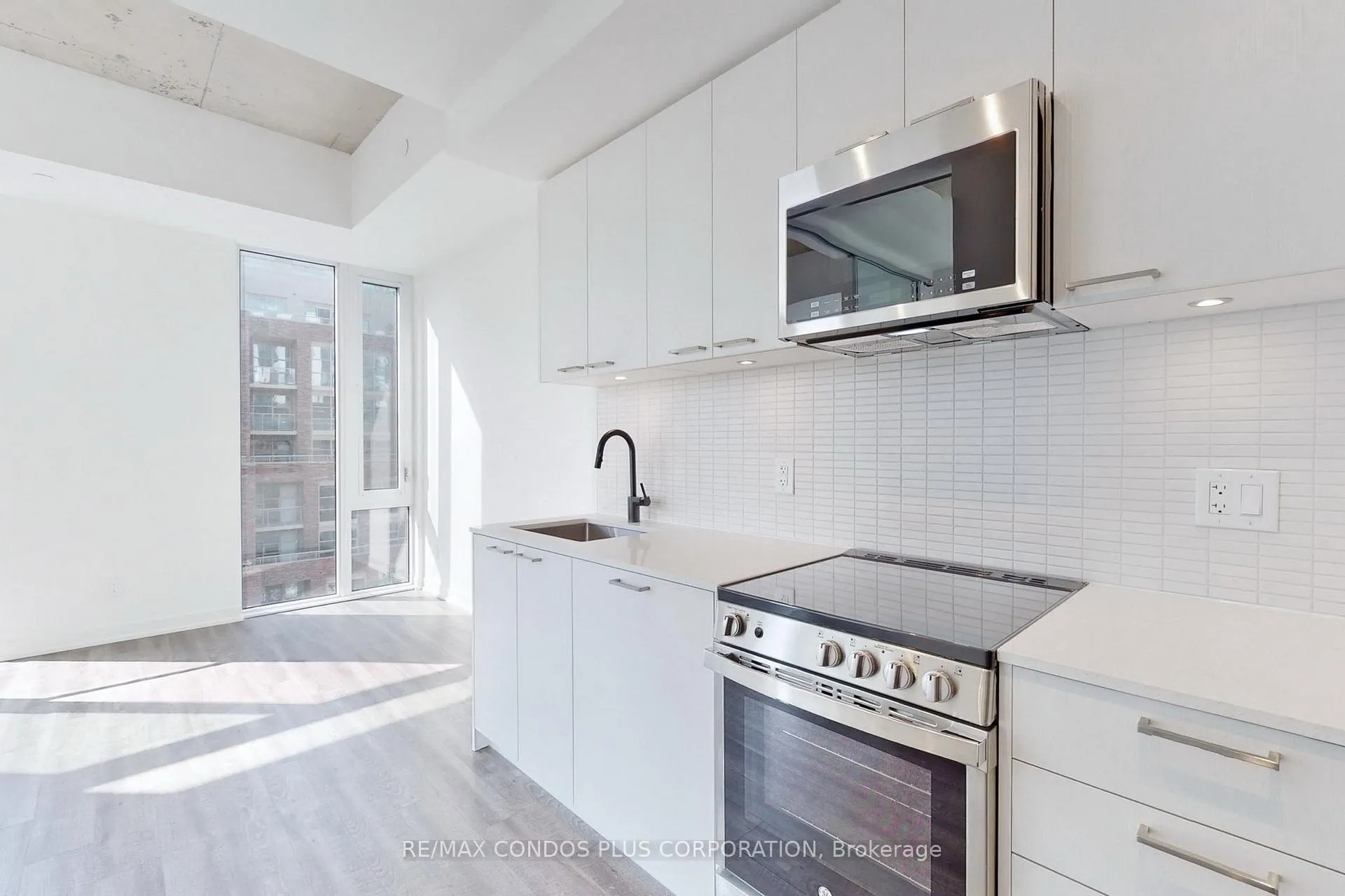 Photo 12 of Unit 706, 1808 St Clair Avenue W, Toronto, Weston-Pellam Park — HOMEH